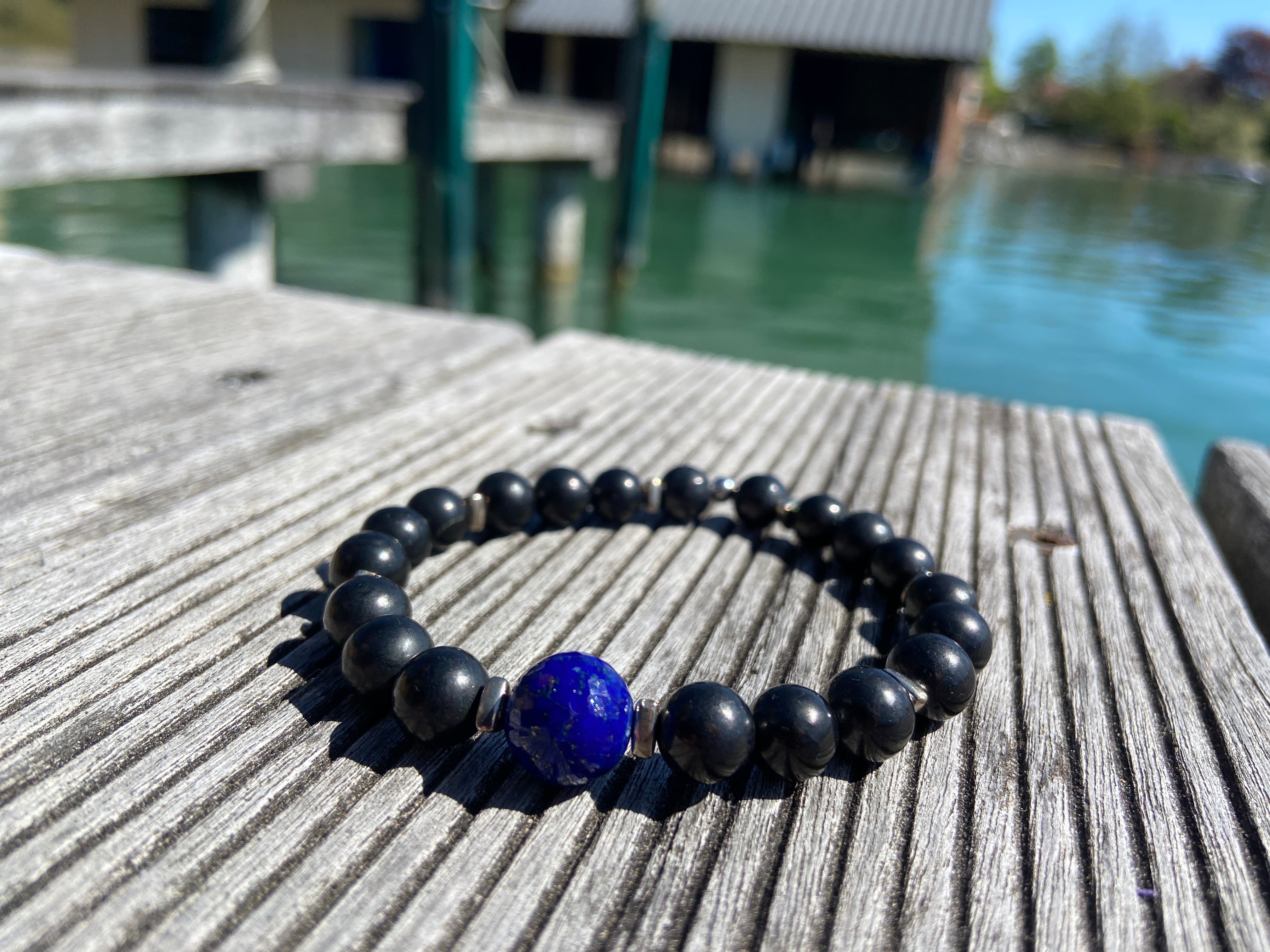 Schungite bracelet - elegant unisex gemstone bracelet with lapis lazuli & silver details