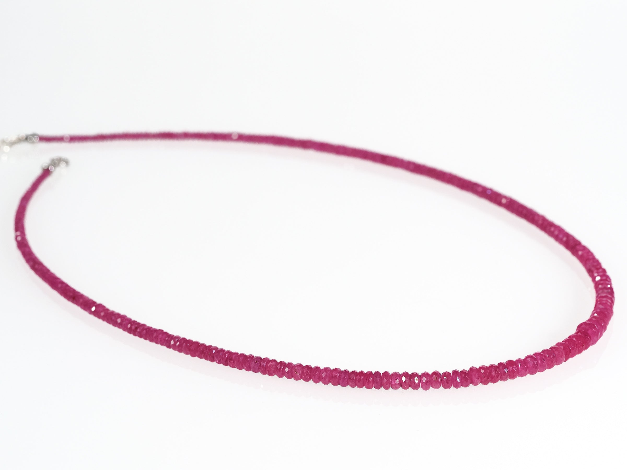 Pink Saphir Kette 925 Silber – facettiert & selten