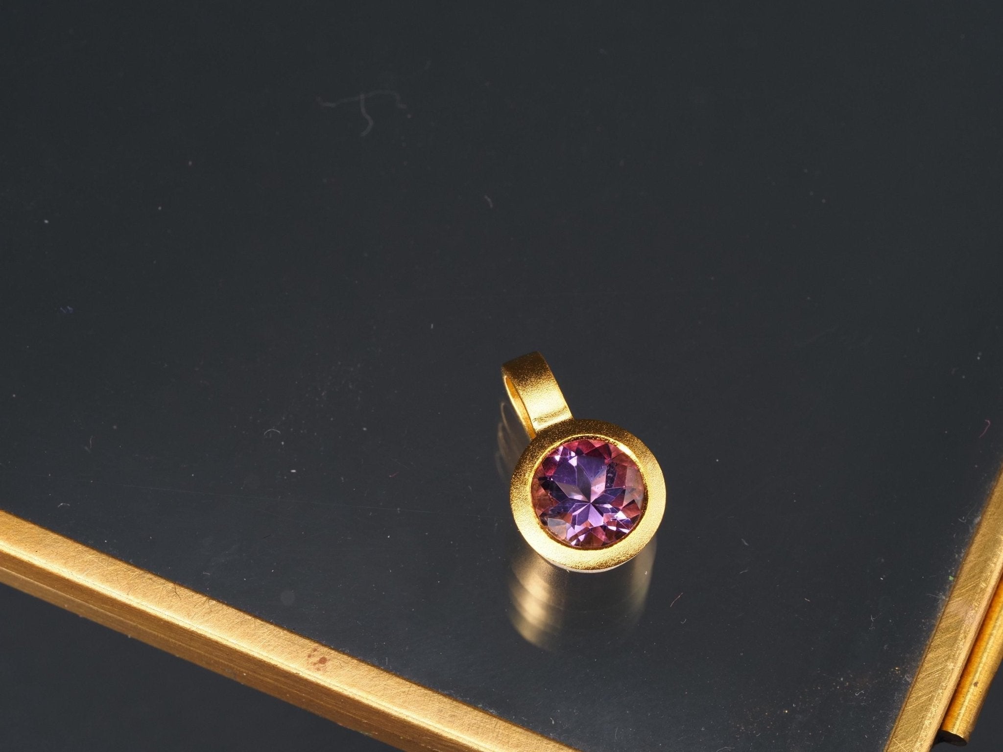Amethyst Anhänger Sterling Silber vergoldet zart