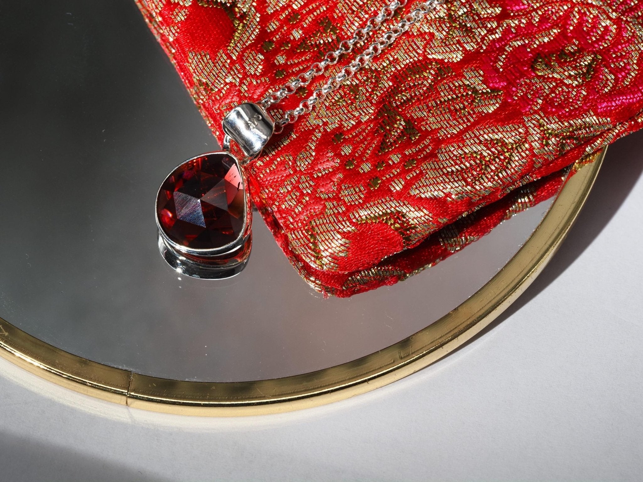 Anhänger Granat – roter Edelsteinanhänger Silber