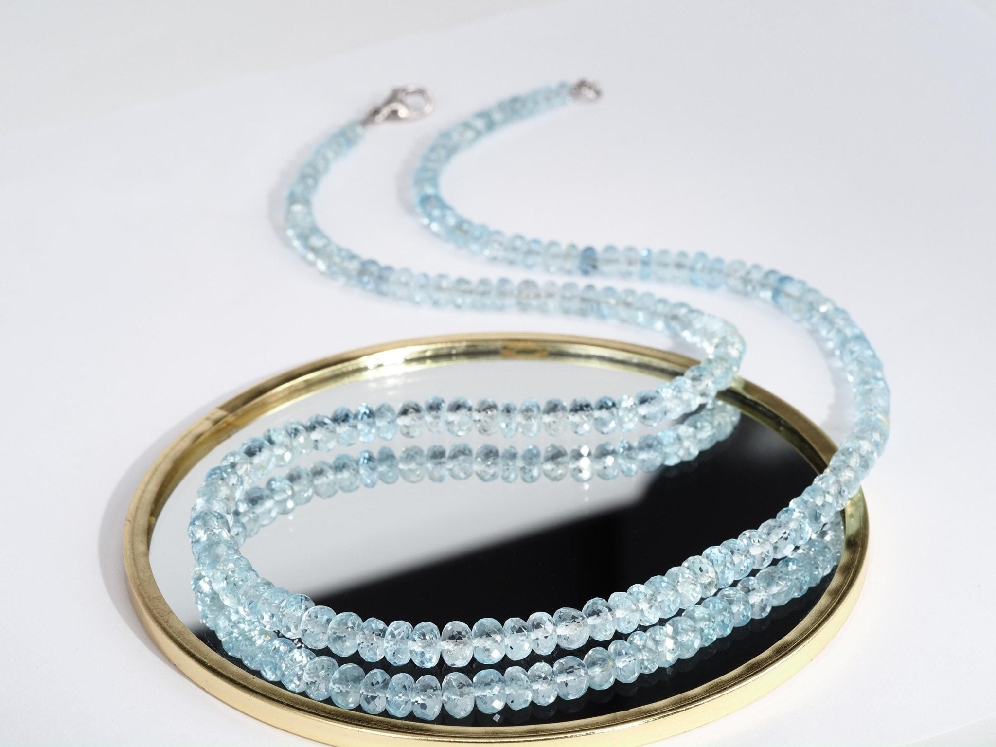 Aquamarin Halskette – brillant facettiert, leuchtend hellblau, höchste Qualität