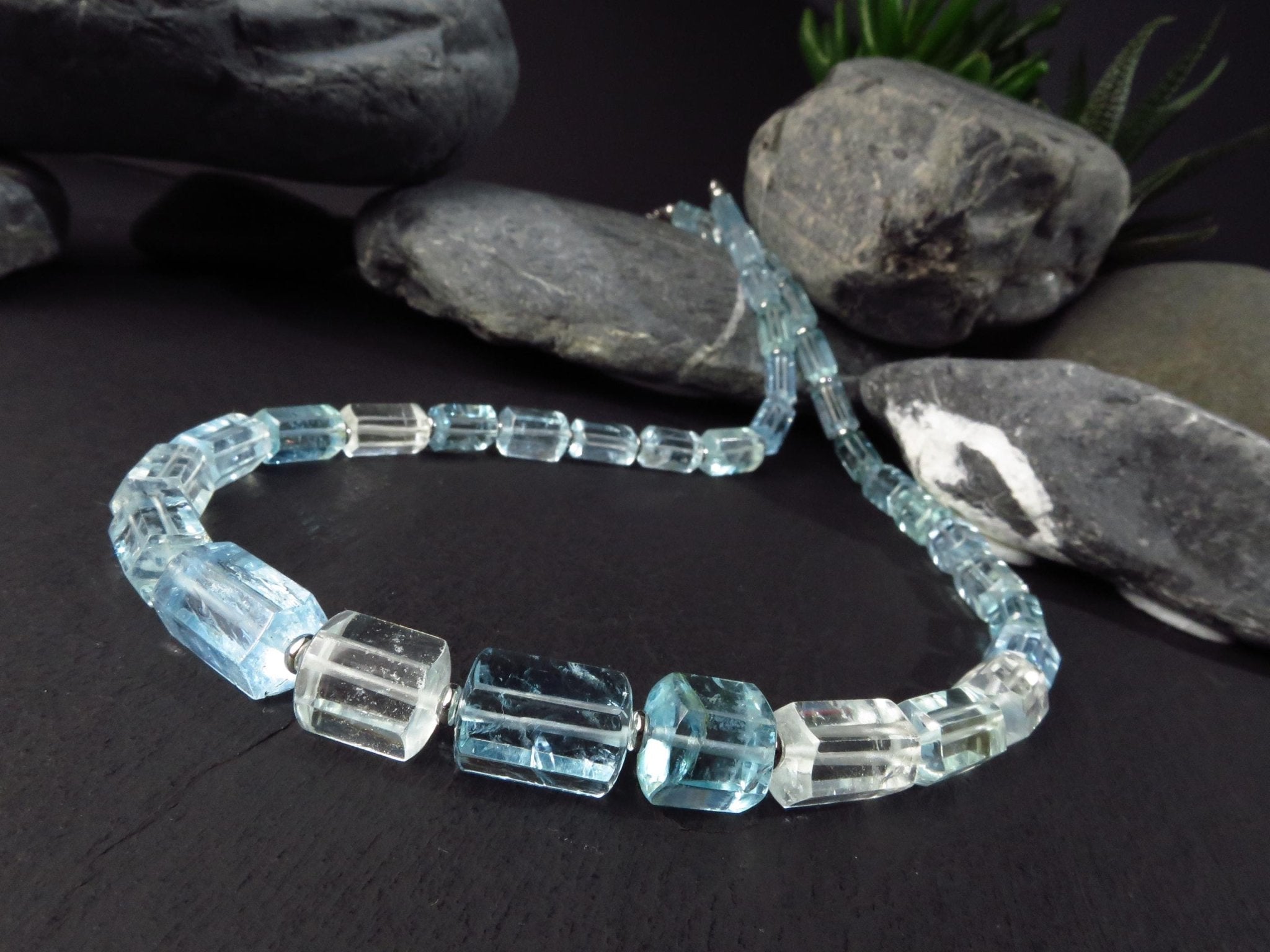 Aquamarin Kette Silber Naturkristalle 53cm blau