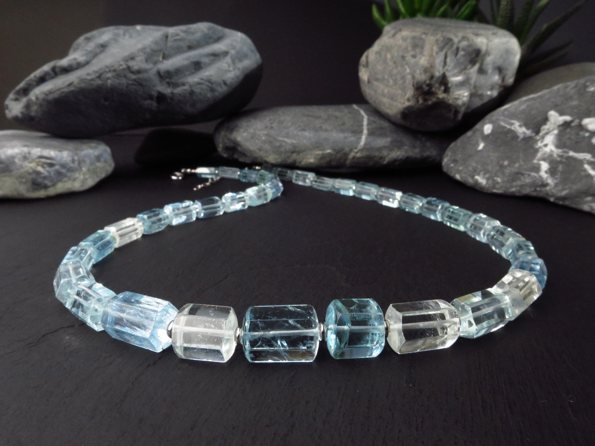 Aquamarin Kette Silber Naturkristalle 53cm blau