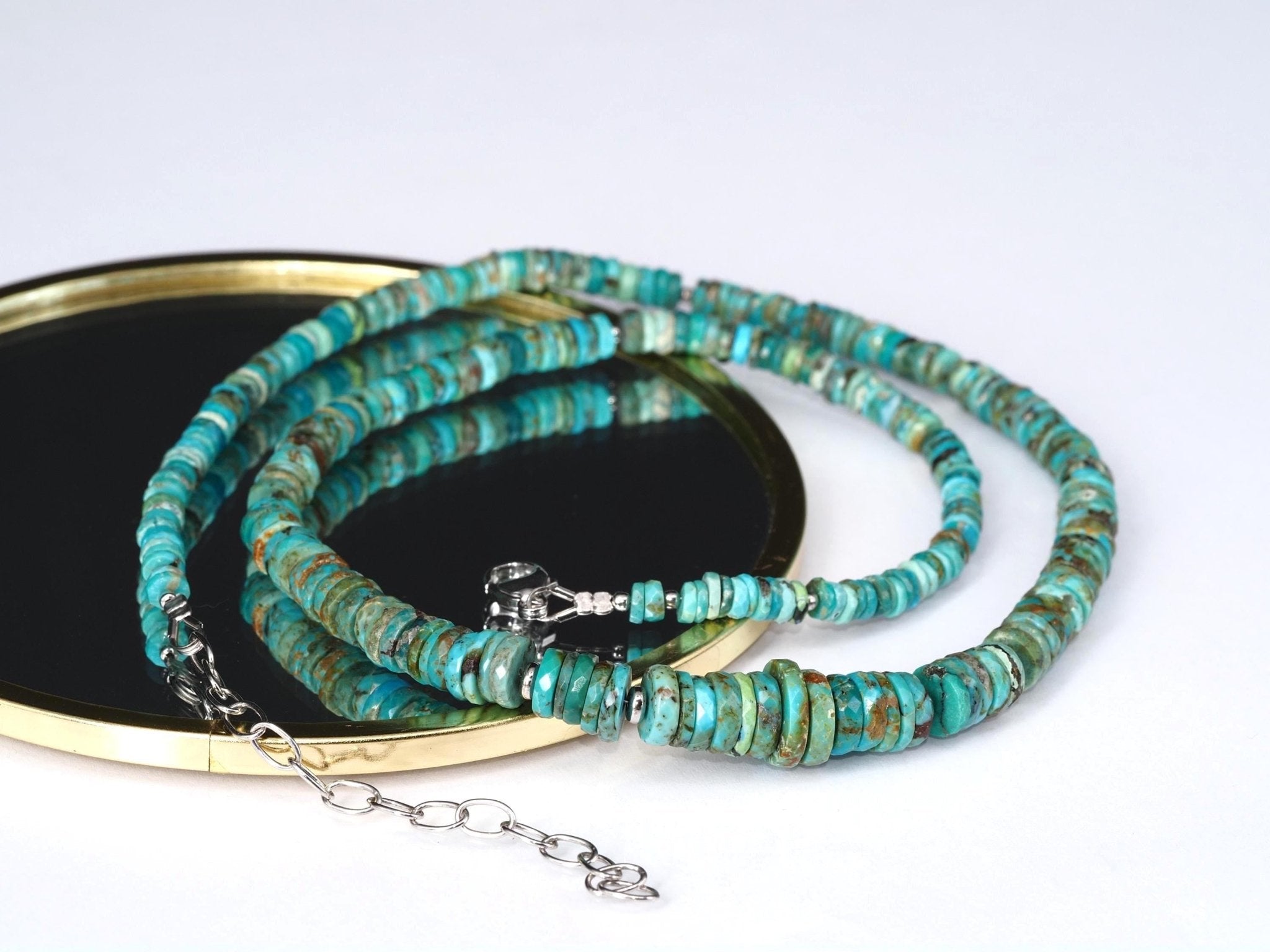 Arizona Türkis Halskette – facettierte Natursteine mit Silberverschluss