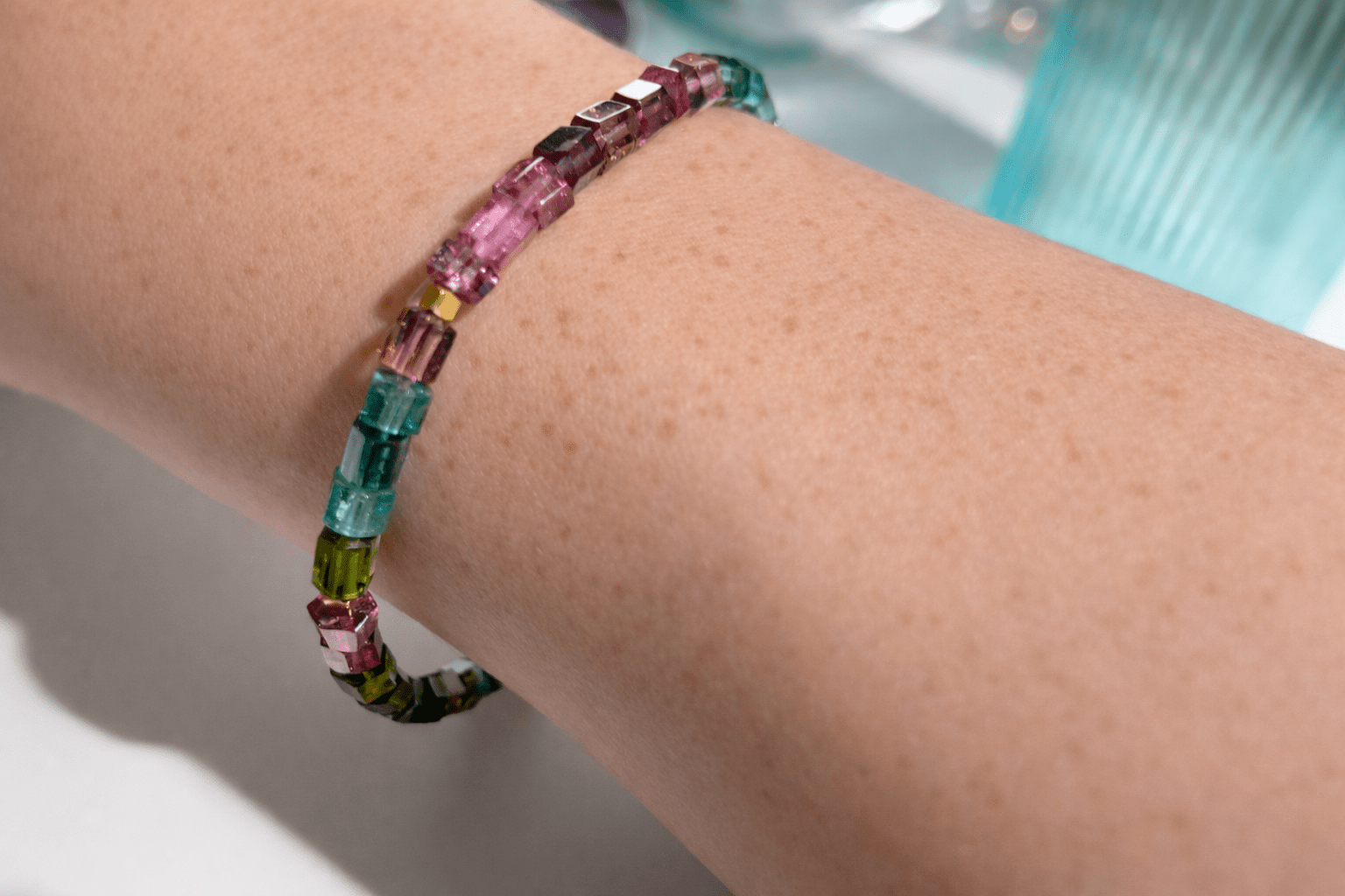 Buntes Turmalin Armband mit Gold-filled Knebelverschluss