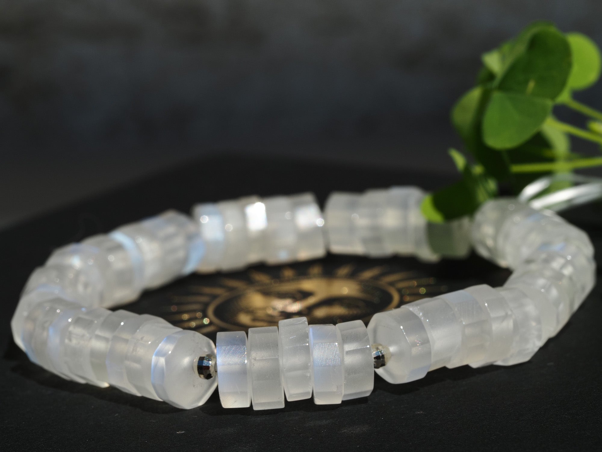 Edles Mondstein Armband mit 925er Silber elastisch