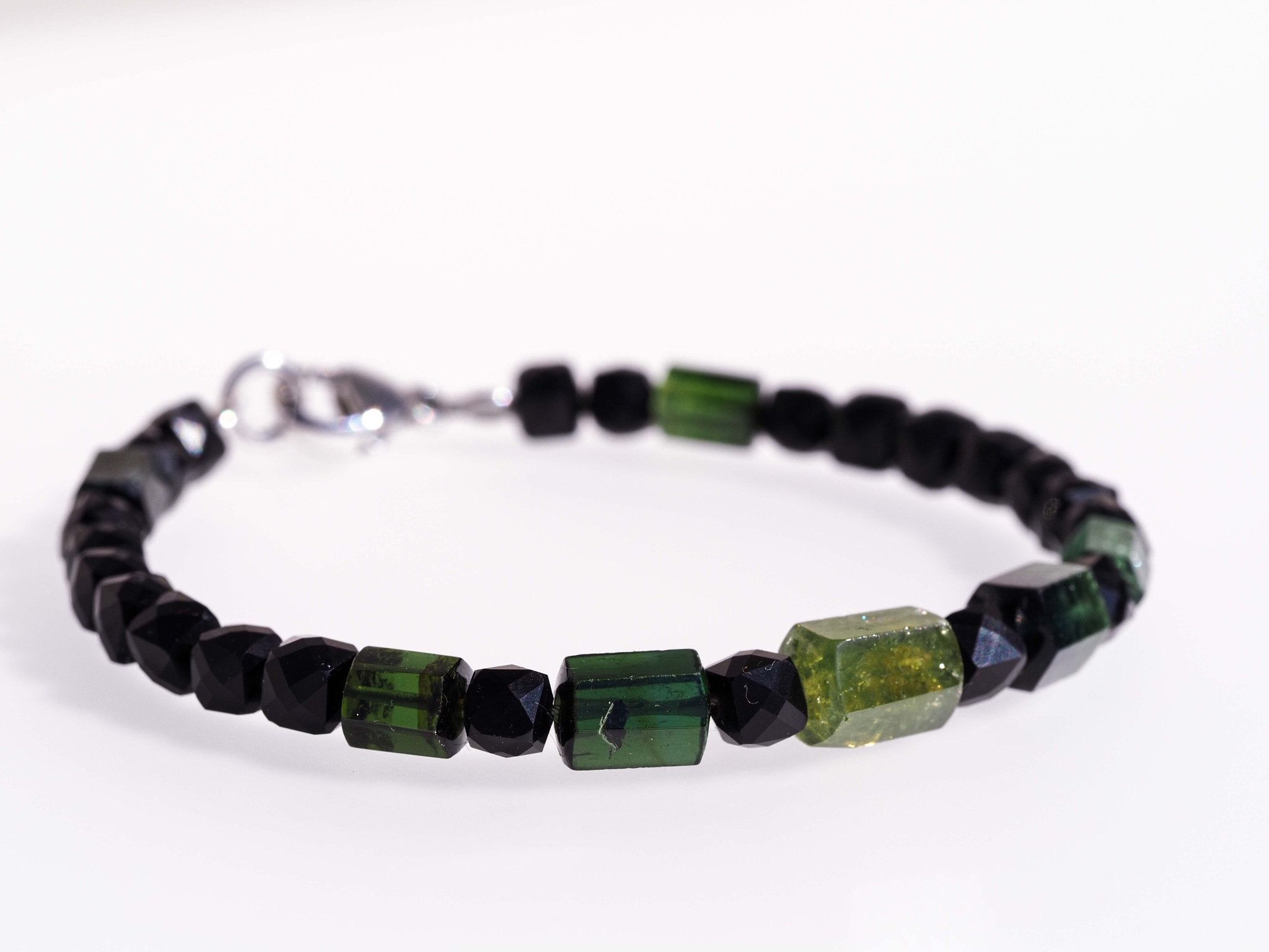 Exklusives grünes Turmalin Armband mit 925 Silber Unikat