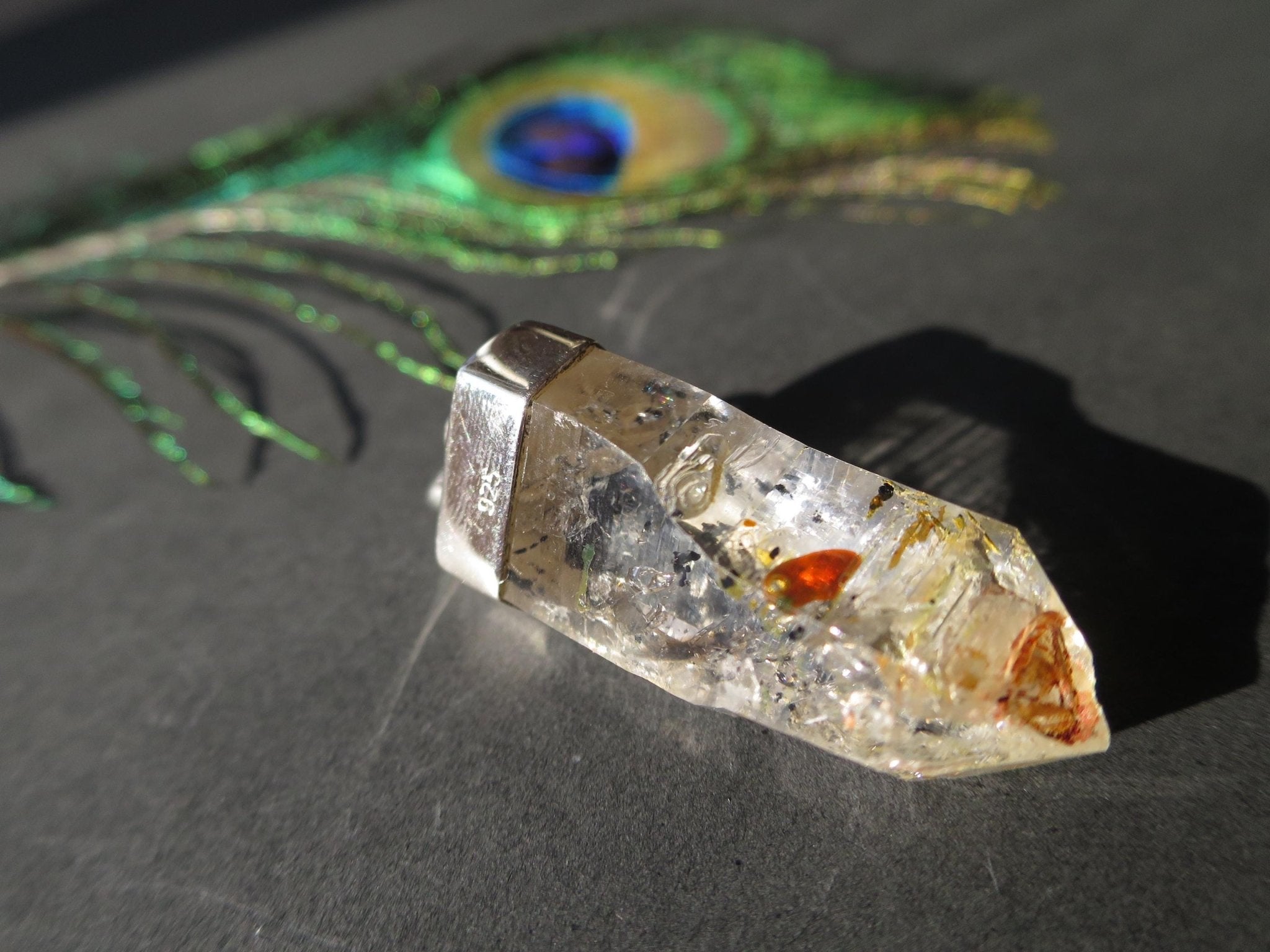 Firefly Petroleum Quarz Spitze mit 925 Sterling Silber