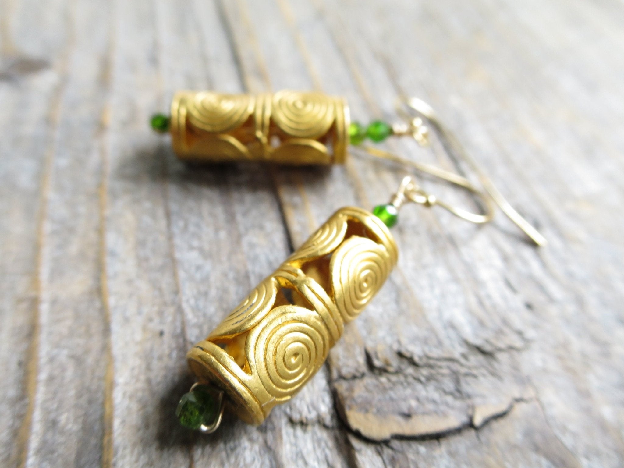 grüne Chromediopsid Edelstein Ohrringe Antikschmuck