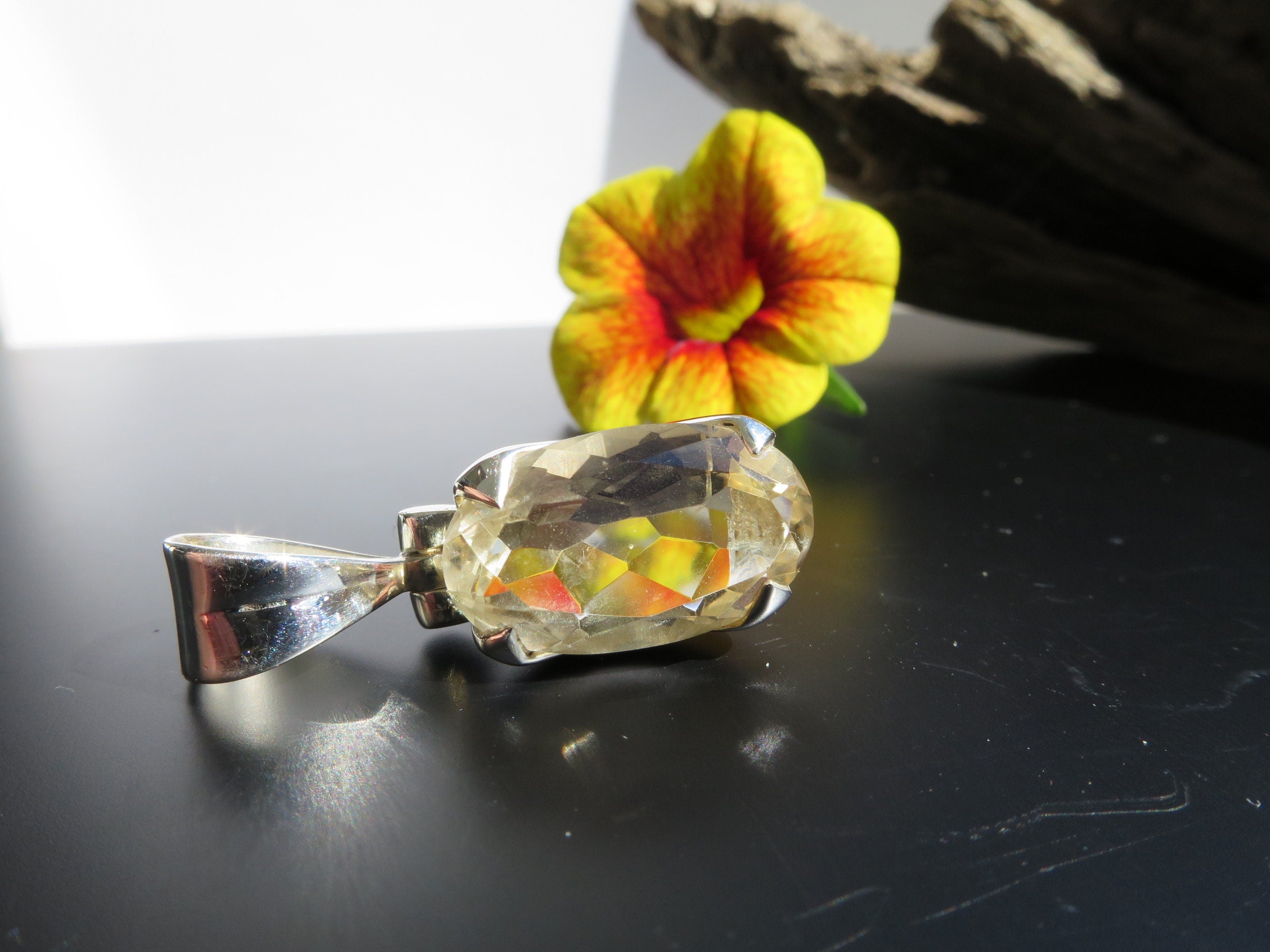 Natur Citrin Anhänger facettiert gefasst 925 Silber