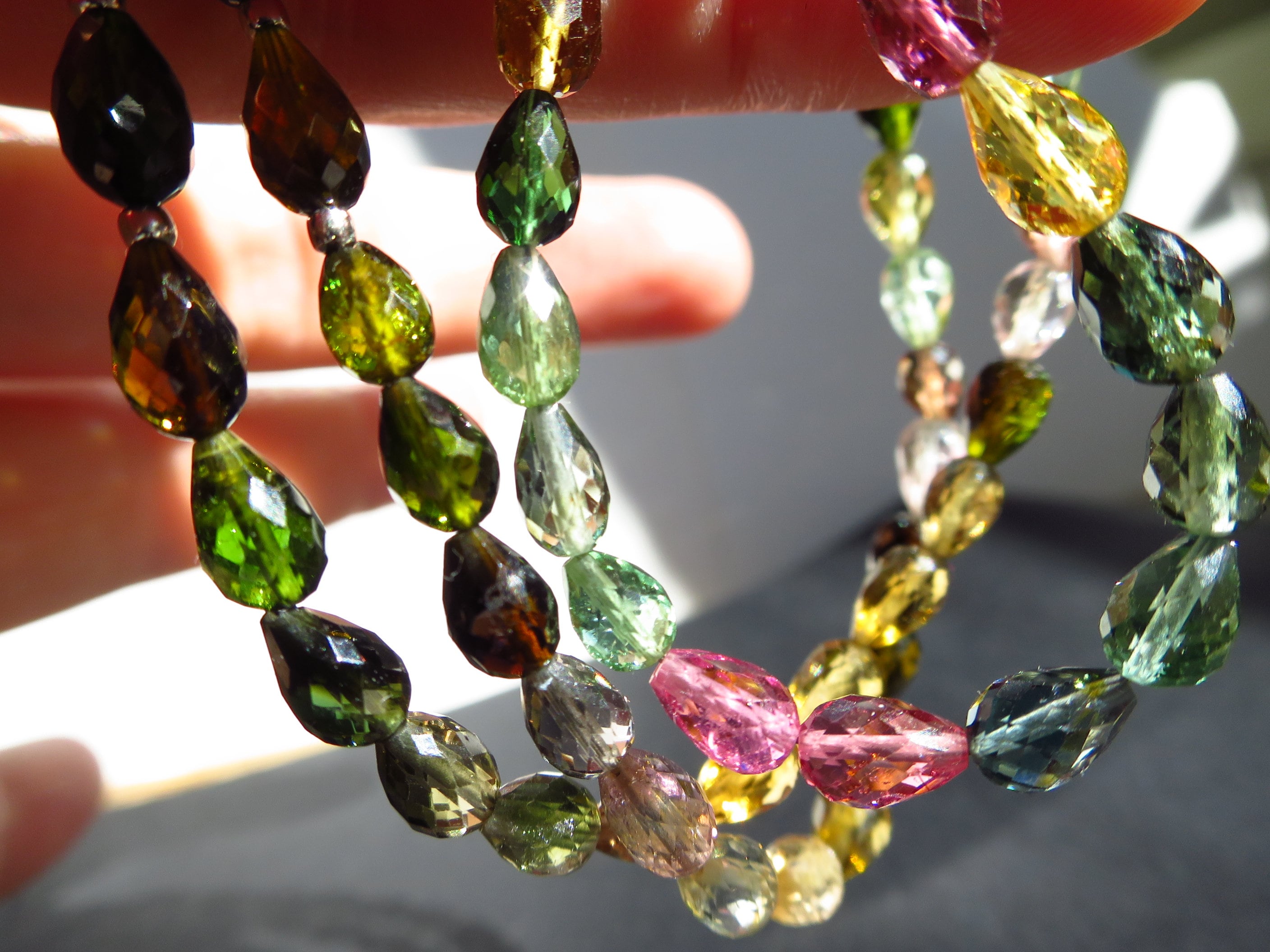 Turmalin Kette grün rosa gelb facettiert Tropfen Silber