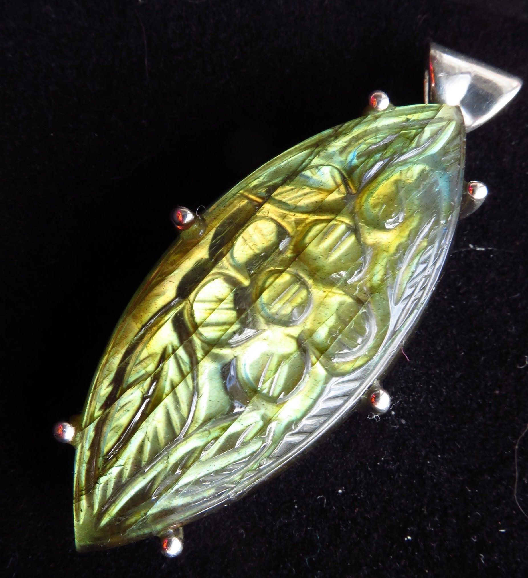 Gravierter Labradorit Anhänger Sterling Silber 47 mm