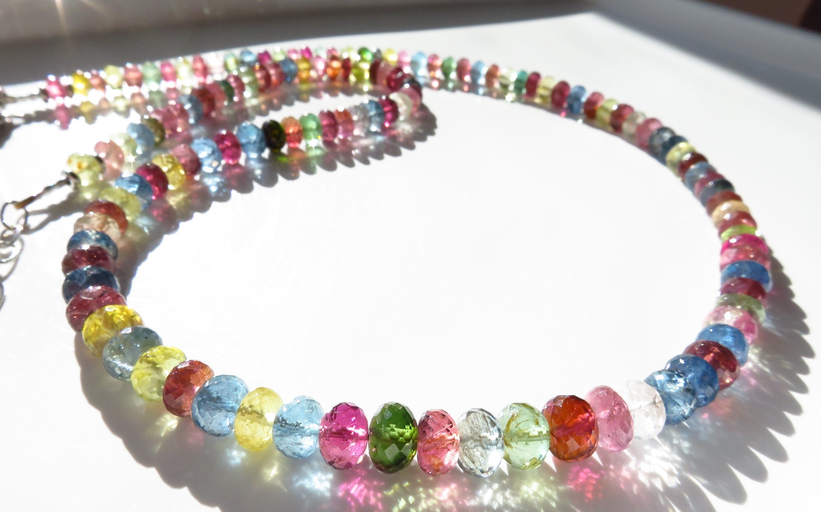 Turmalin Halskette blau rosa Edelstein Kette facettiert