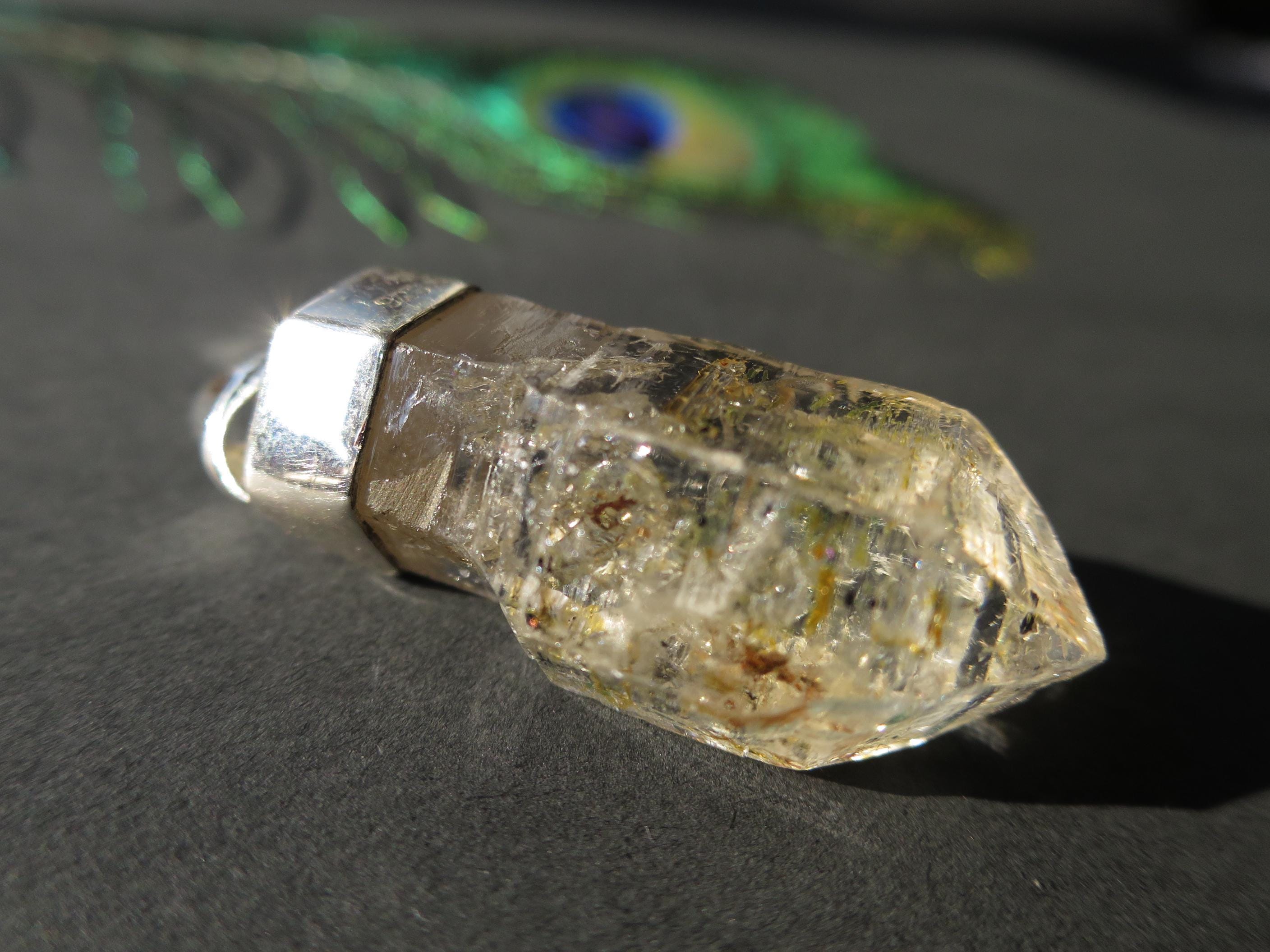 Firefly Petroleum Quarz Spitze mit 925 Silber Zepter Kristall