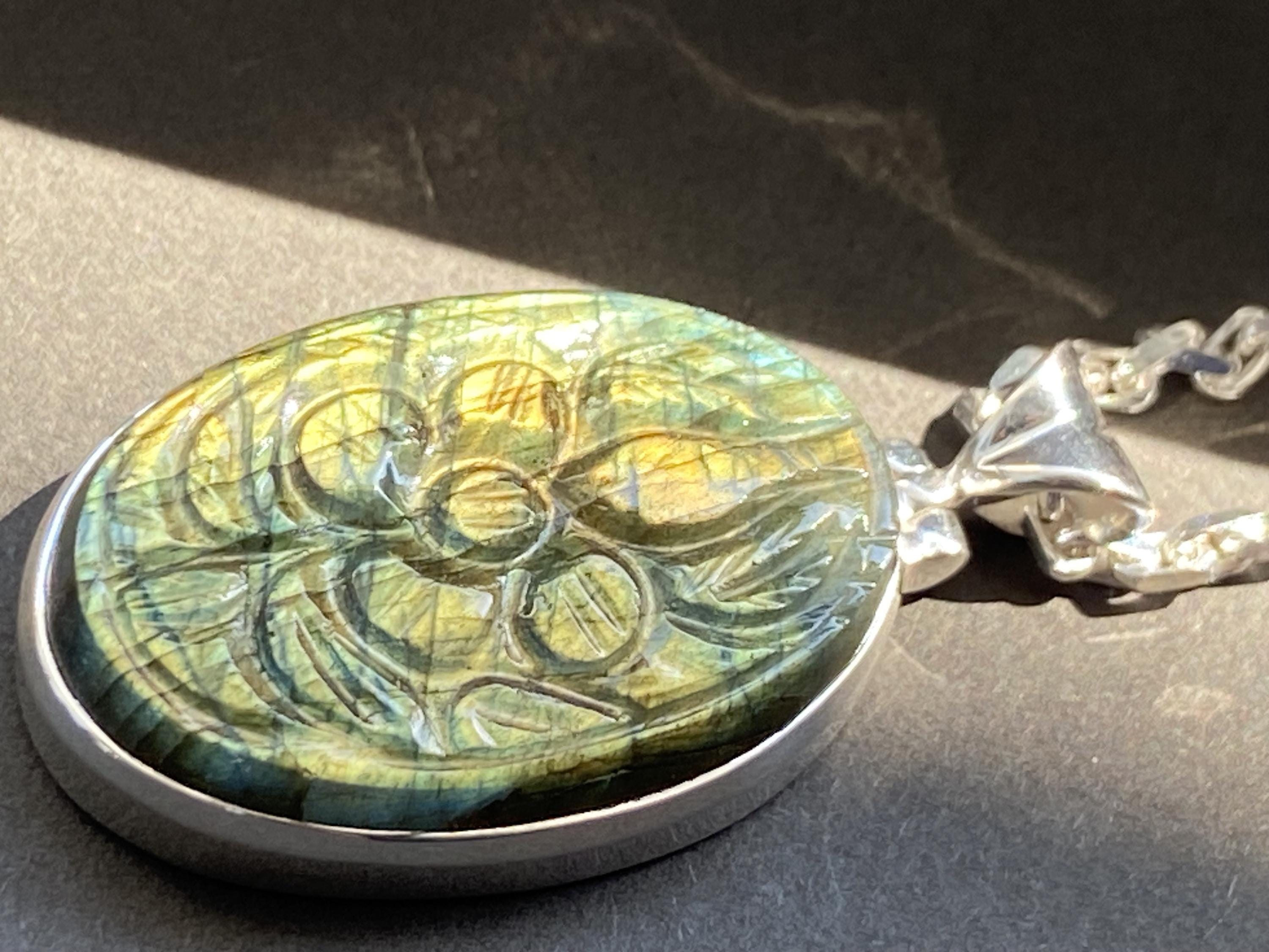 Gravierter Labradorit Anhänger 925 Silber 37 mm