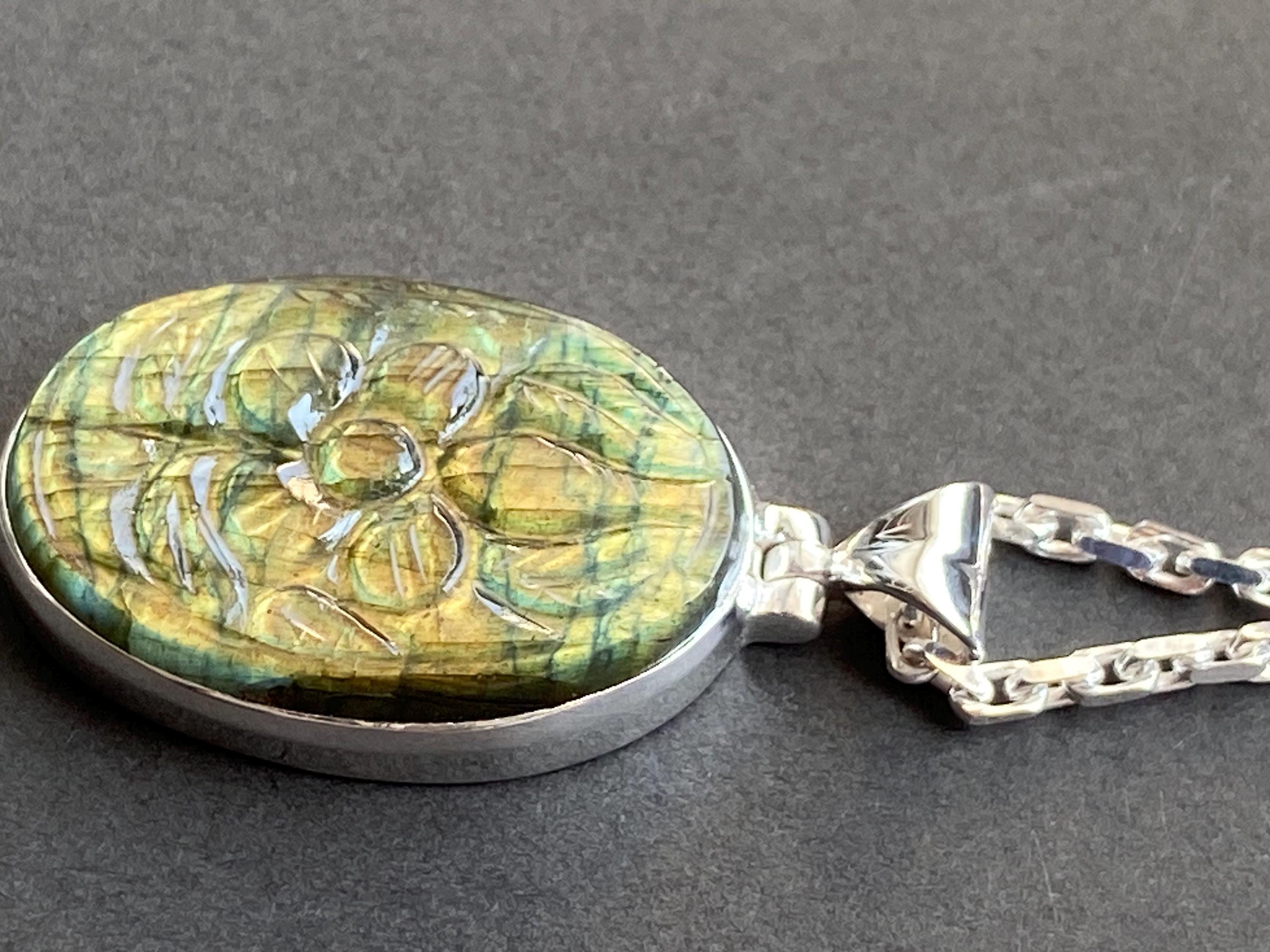 Gravierter Labradorit Anhänger 925 Silber 37 mm