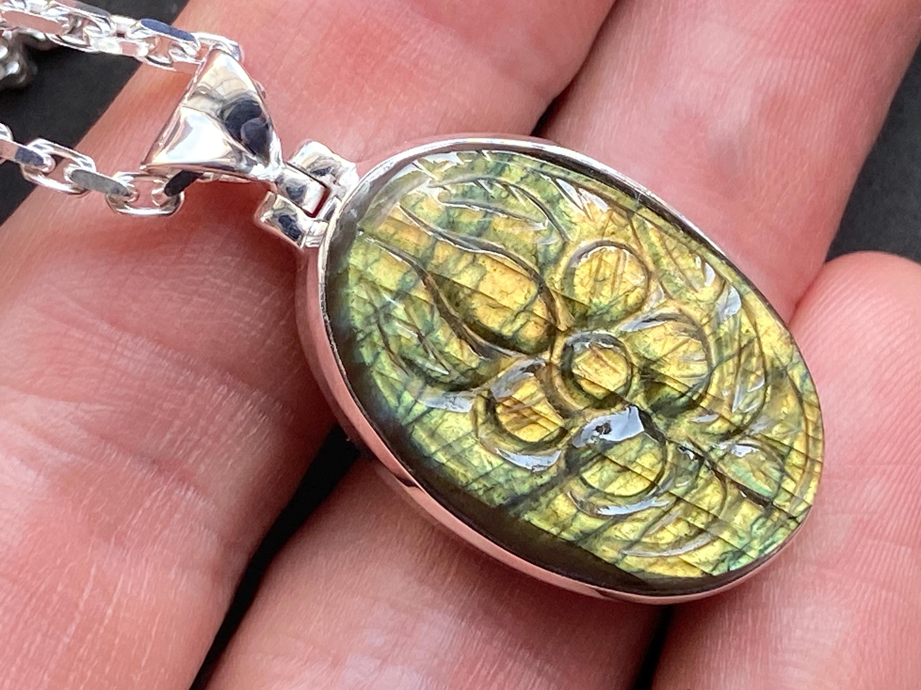 Gravierter Labradorit Anhänger 925 Silber 37 mm