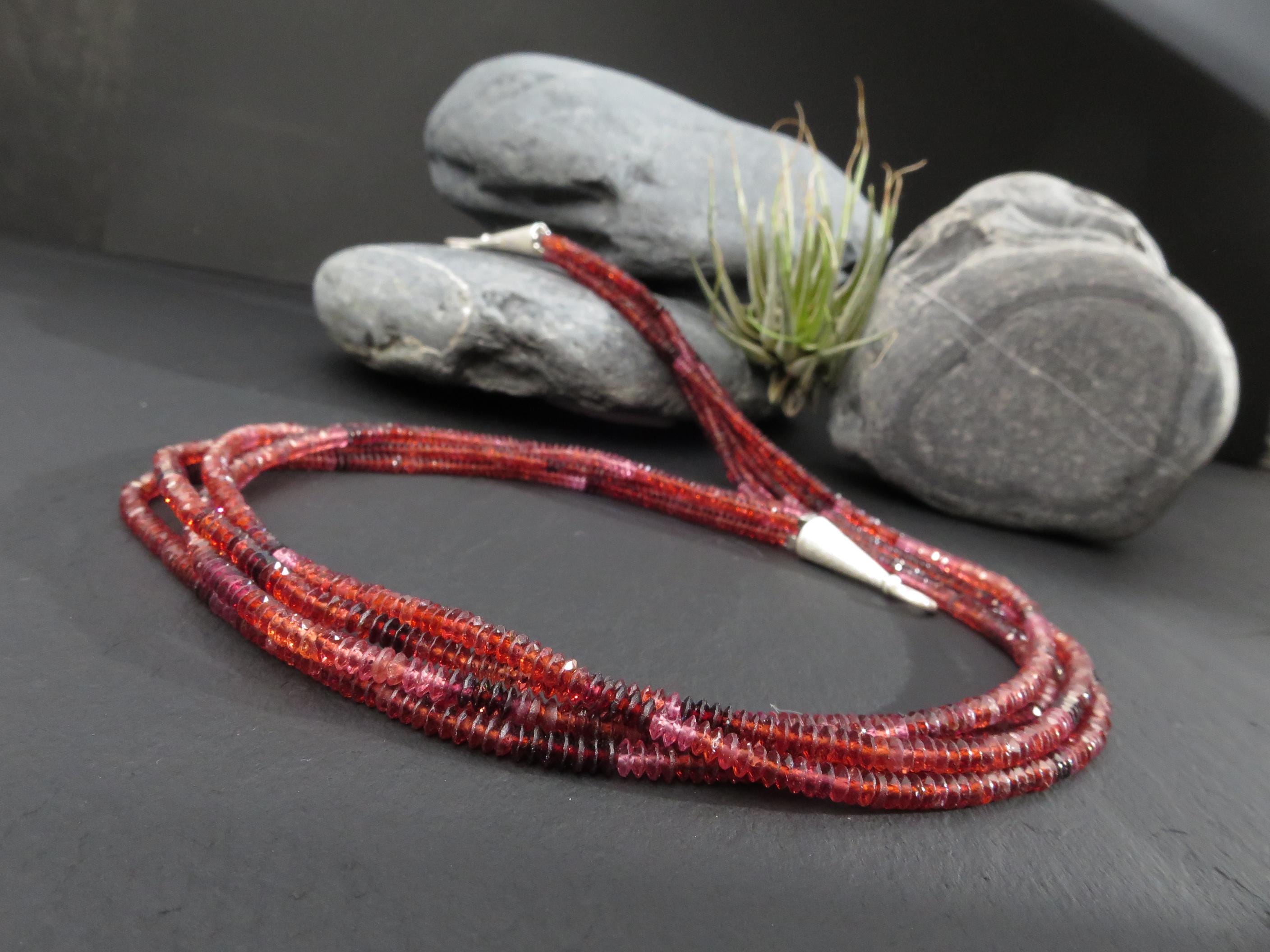 Granat Halskette mit 925 Silber Verschluss 5 Reihen rotes Edelstein Collier in verschiedenen Farbtönen