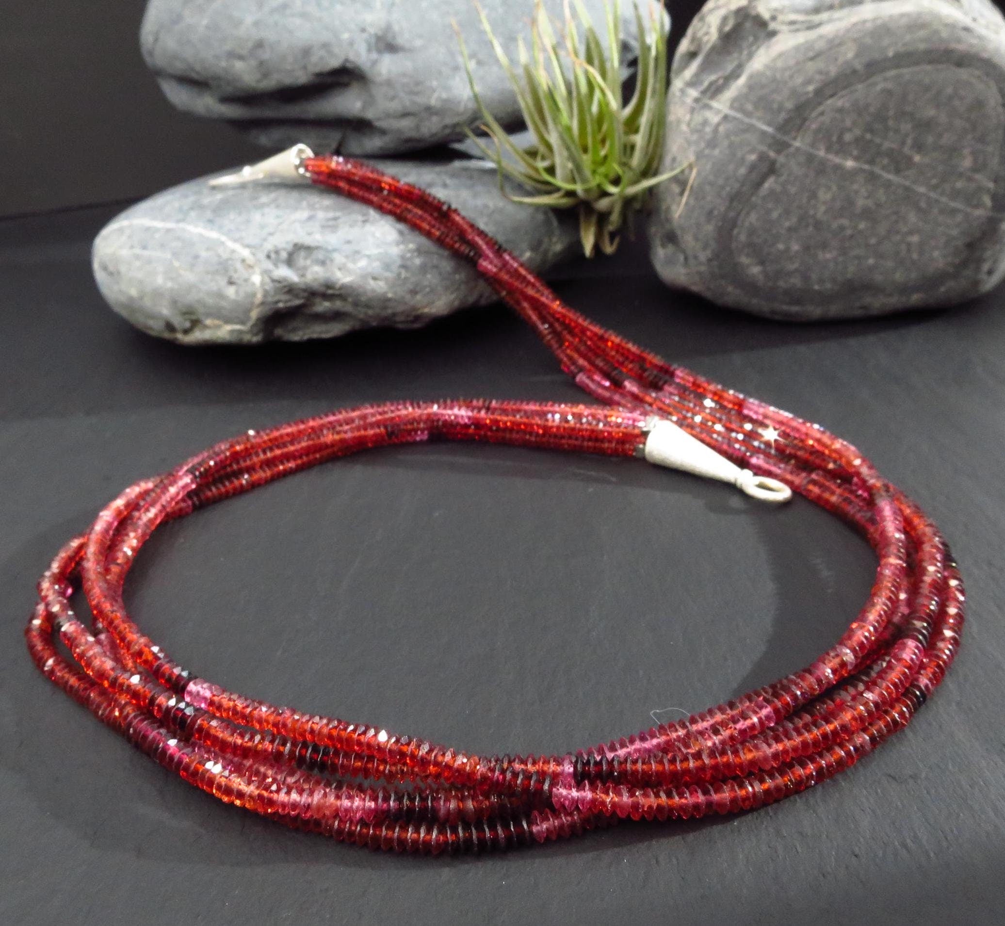 Granat Halskette Silber 5 Reihen rote Edelstein Collier Granat rot Kette Natur Granat Edelstein Kette facettiert verschiedenen Farbtönen