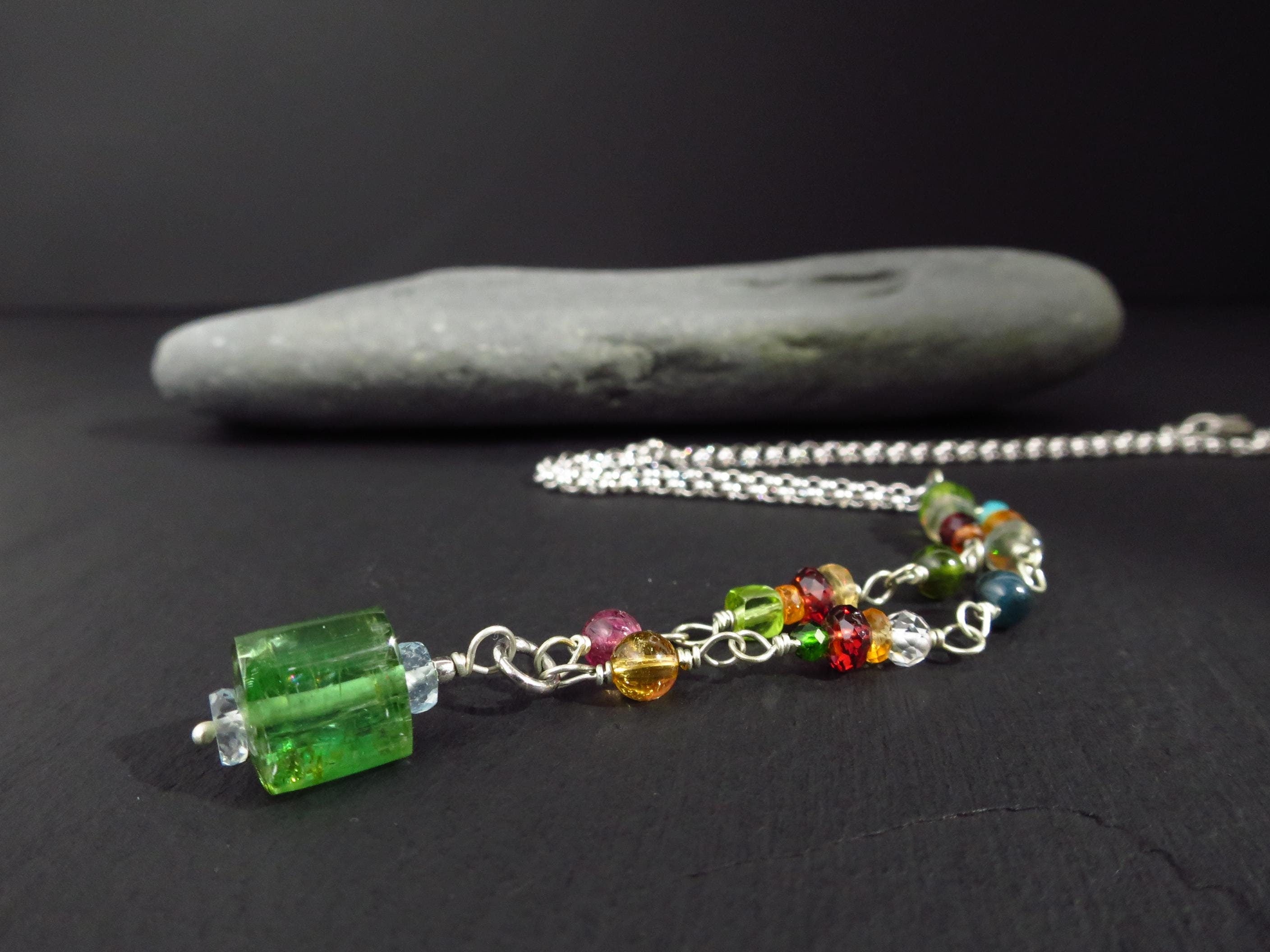Turmalin Anhänger Silber Kette grün Turmalin Spitze Rosary Silber Turmalin Kristall Anhänger Rosenkranz Silber Edelstein Bunt Kette Silber