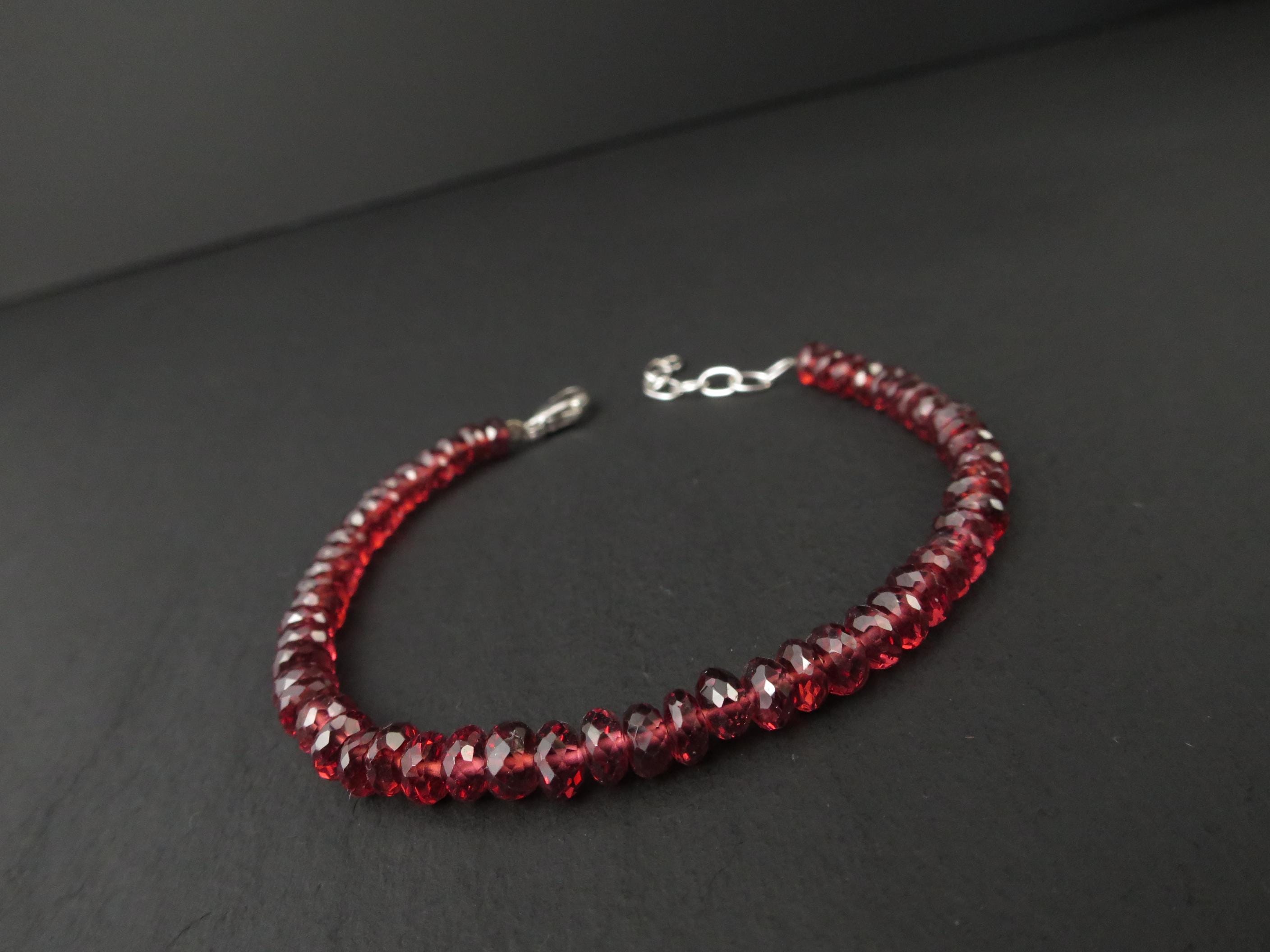 Granat Armband Silber Mosambik Granat Fantastisches rotes Granat Armband facettiertes rotes Edelstein Perlen Armband
