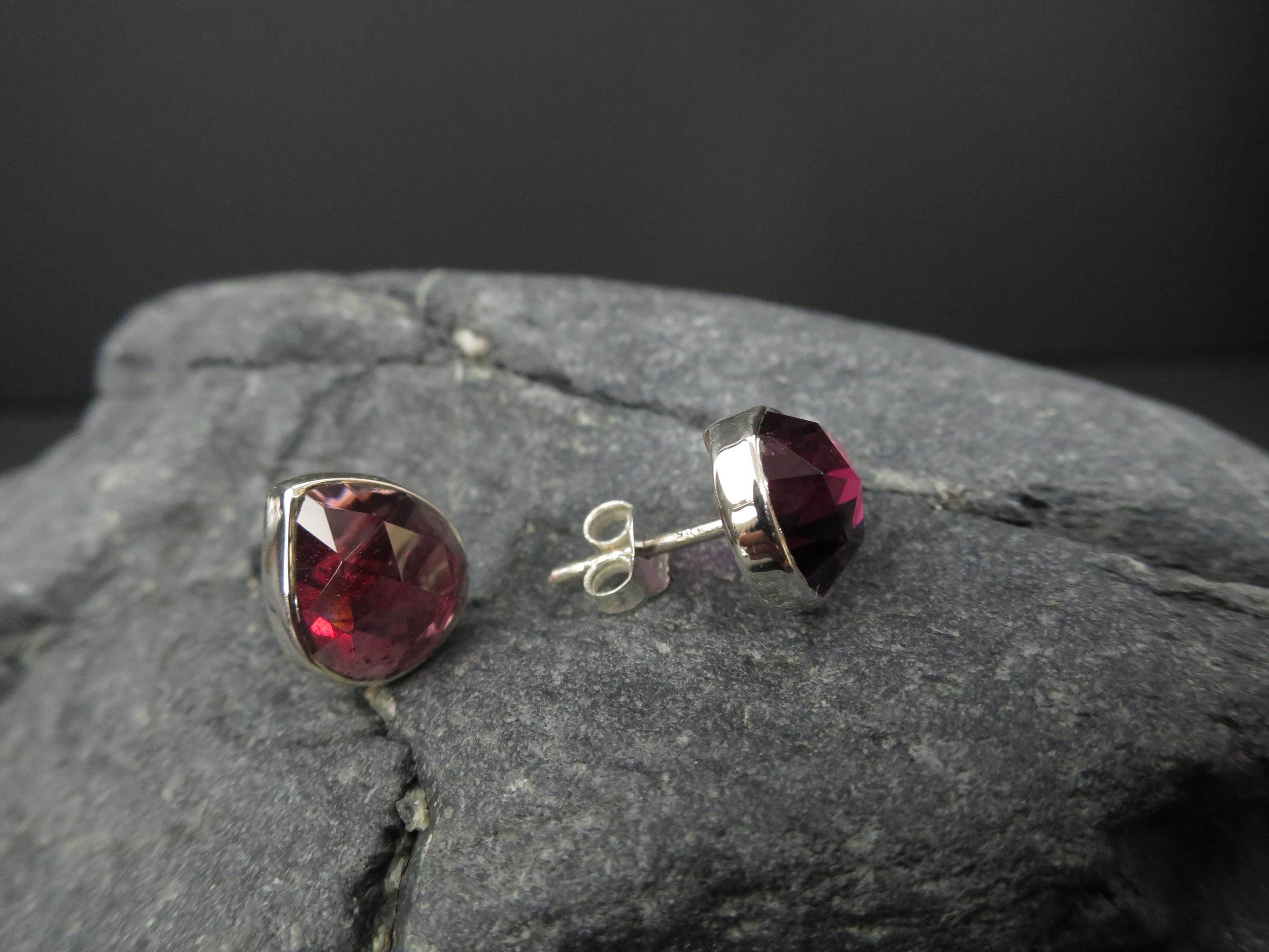 Granat Silber Ohrringe Ohrstecker Rose cut Mosambik