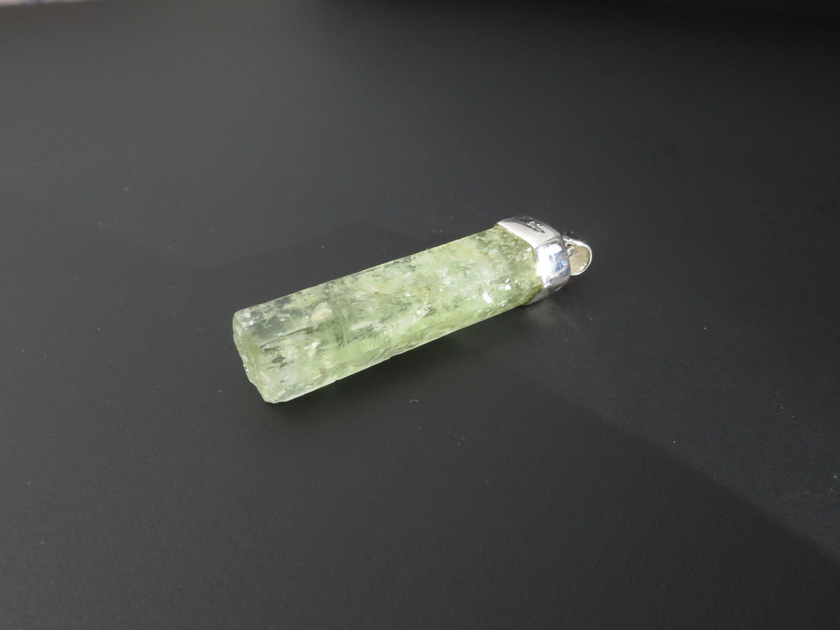 Gelb grüner Beryll Anhänger 925 Silber Natur Kristall