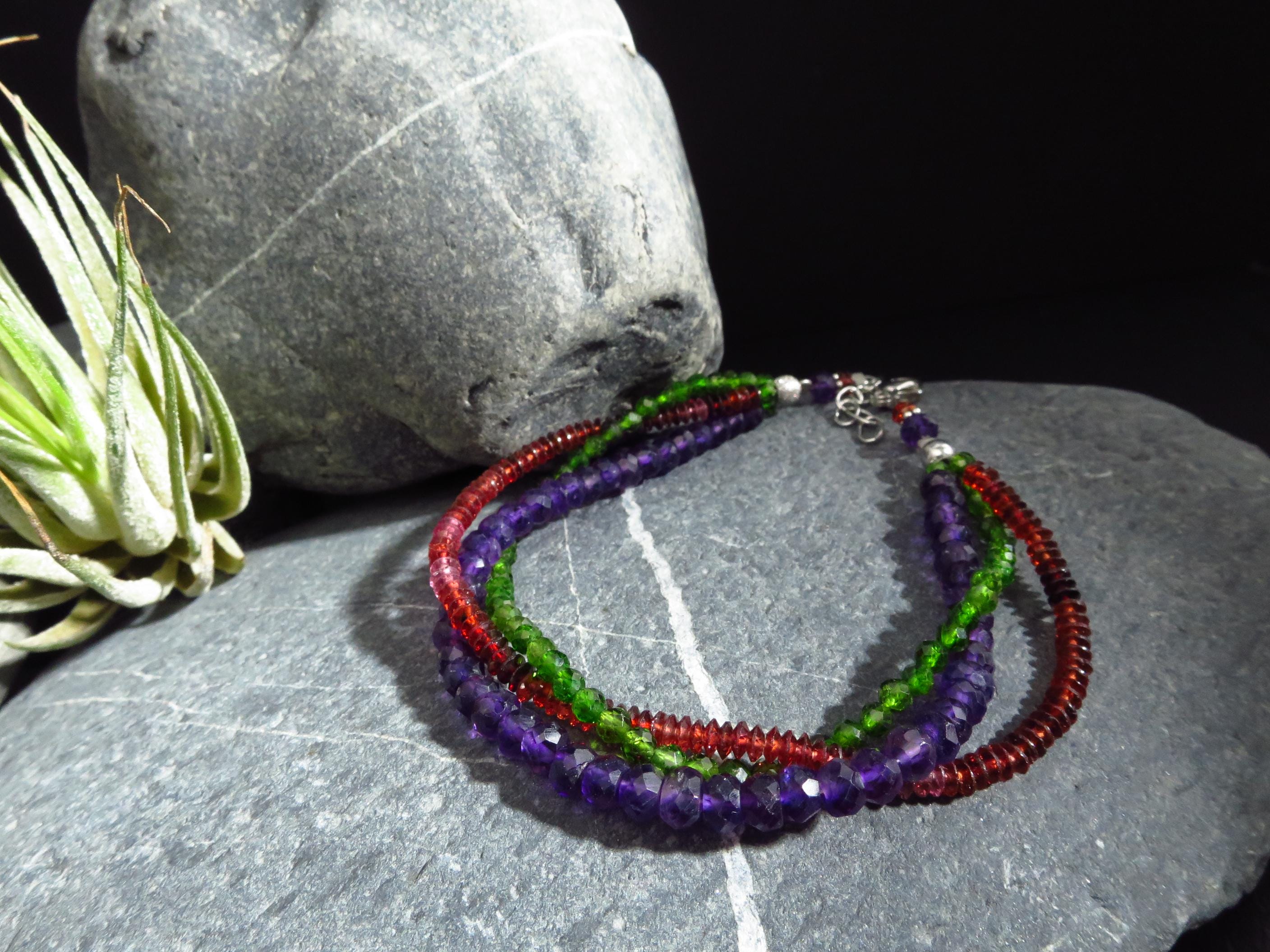 Drei reihiges Edelstein Armband Chromdiopsid Amethyst und Granat