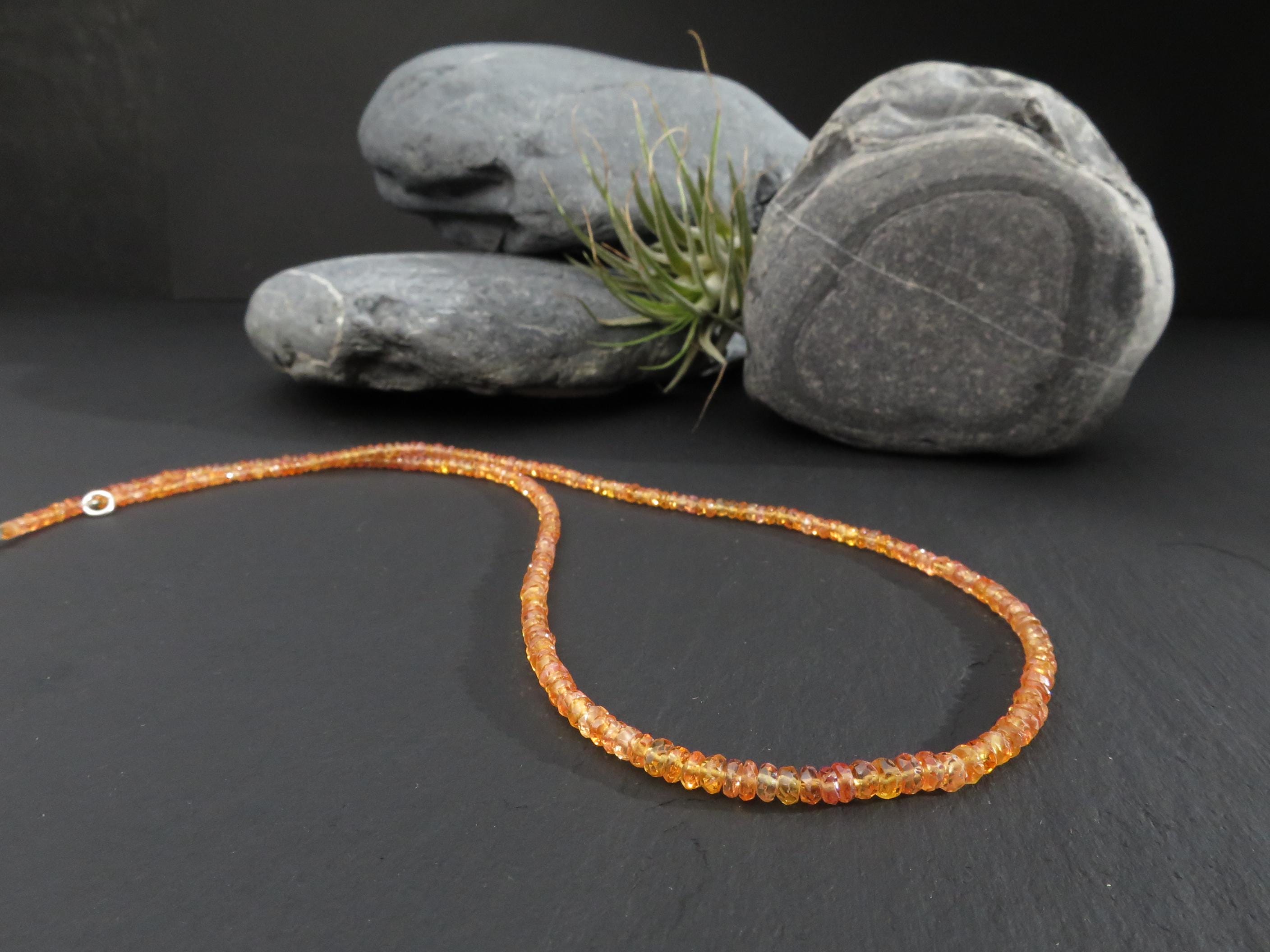 Saphir-Edelsteinkette in orange und pfirsichfarben facettiert