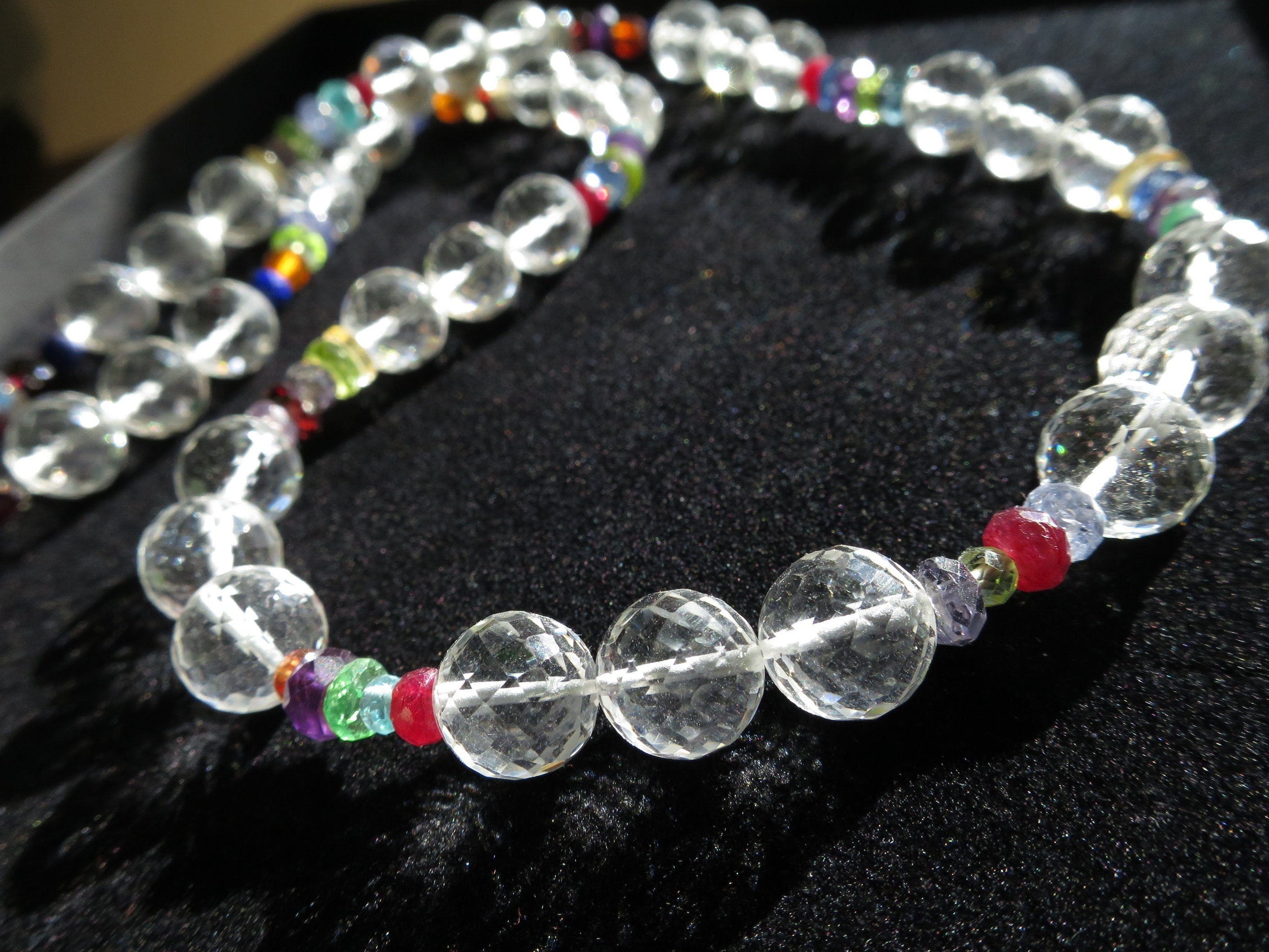 Bergkristall Kette Silber Edelsteinkette bunt Edelsteine Bergkristall Sterlingsilber rhodiniert buntes Edelstein Collier rosa Turmalin