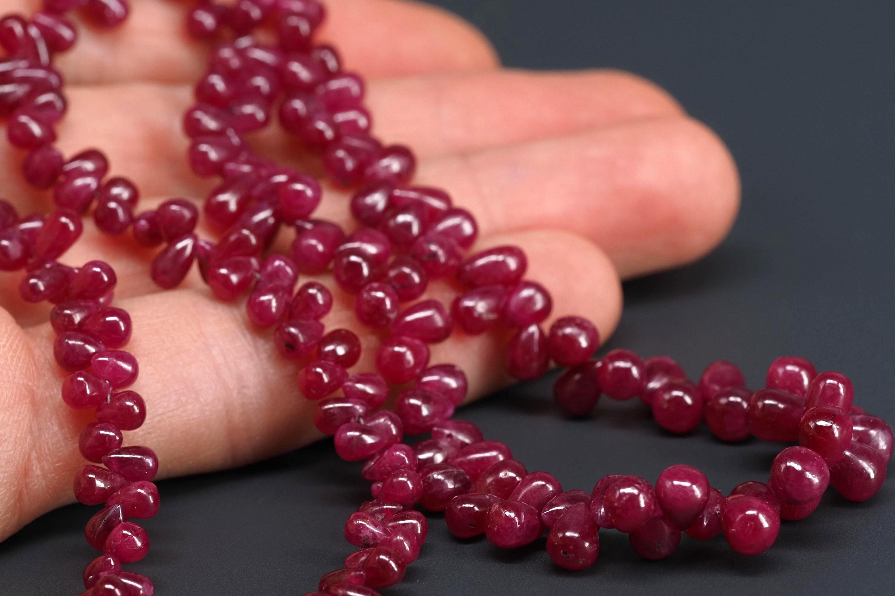 Rubin Kette – natürliche Tropfen & 14 Karat Gold Verschluss