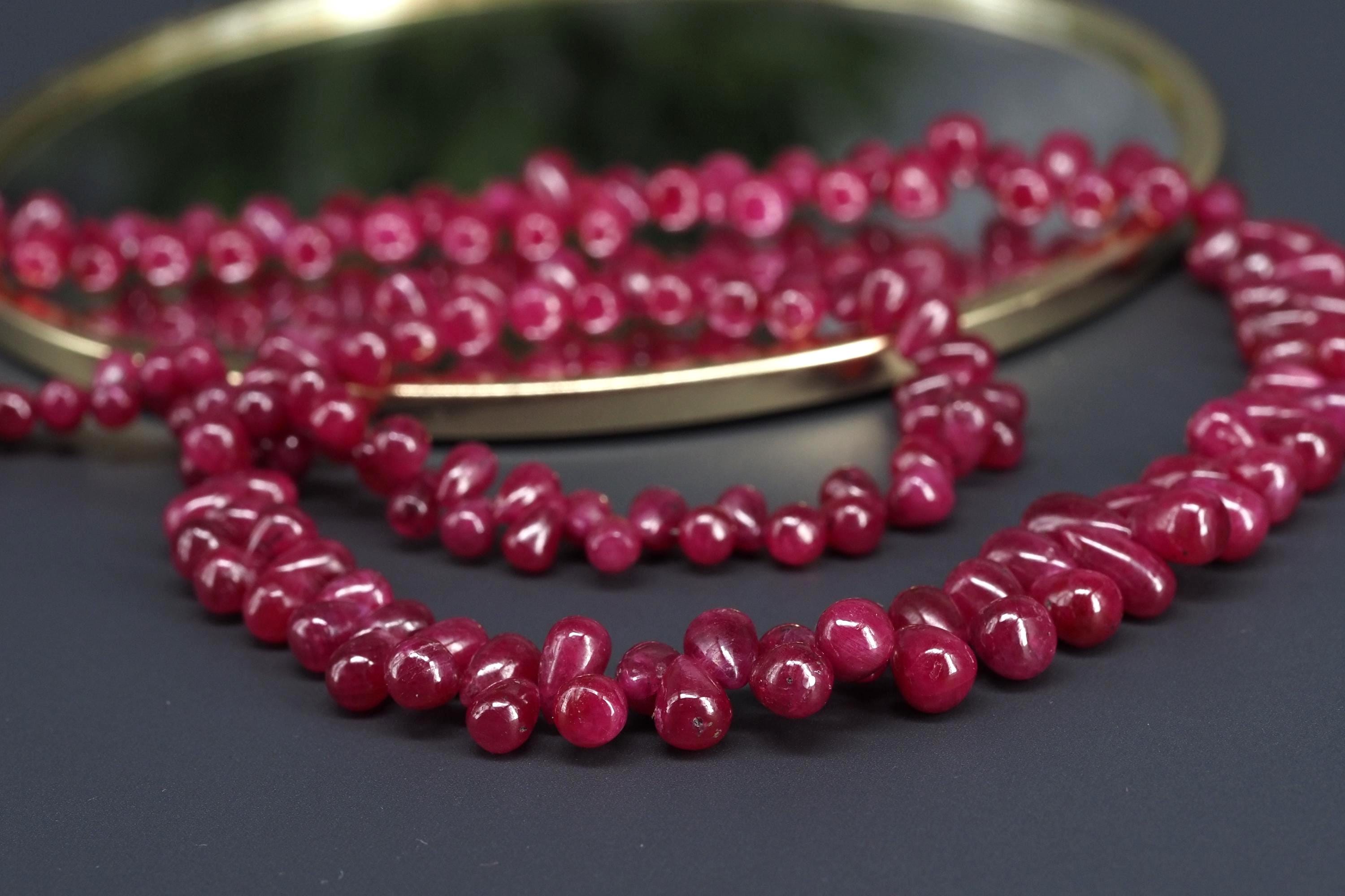 Rubin Kette – natürliche Tropfen & 14 Karat Gold Verschluss