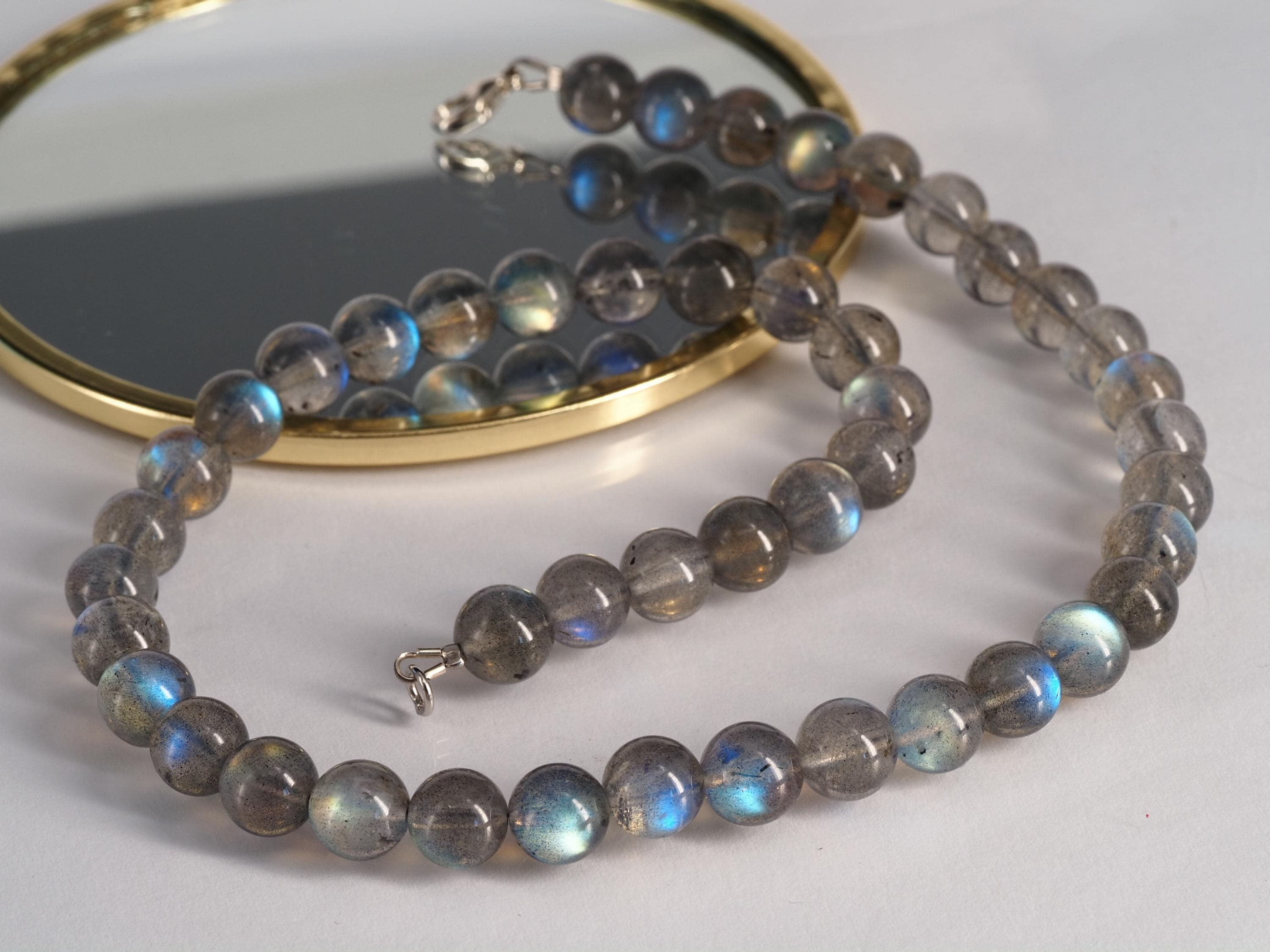 Labradorit Kette in Kugelform - hochwertige Edelsteinkette