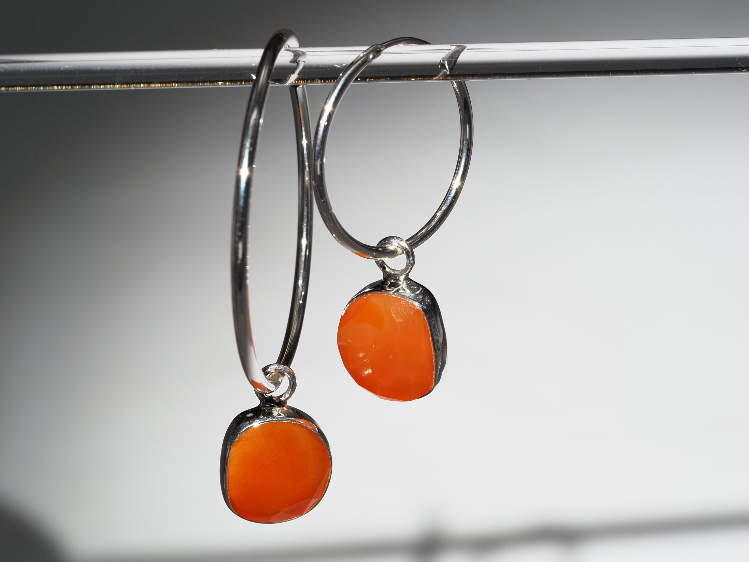 Karneol Silber Creolen Ohrringe mit orangen Edelsteinen