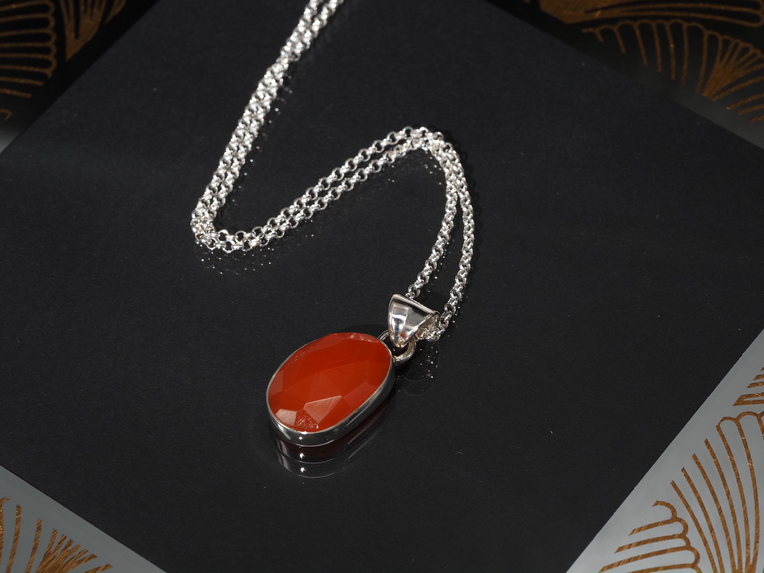 Anhänger Karneol – zierlicher Edelsteinanhänger Silber