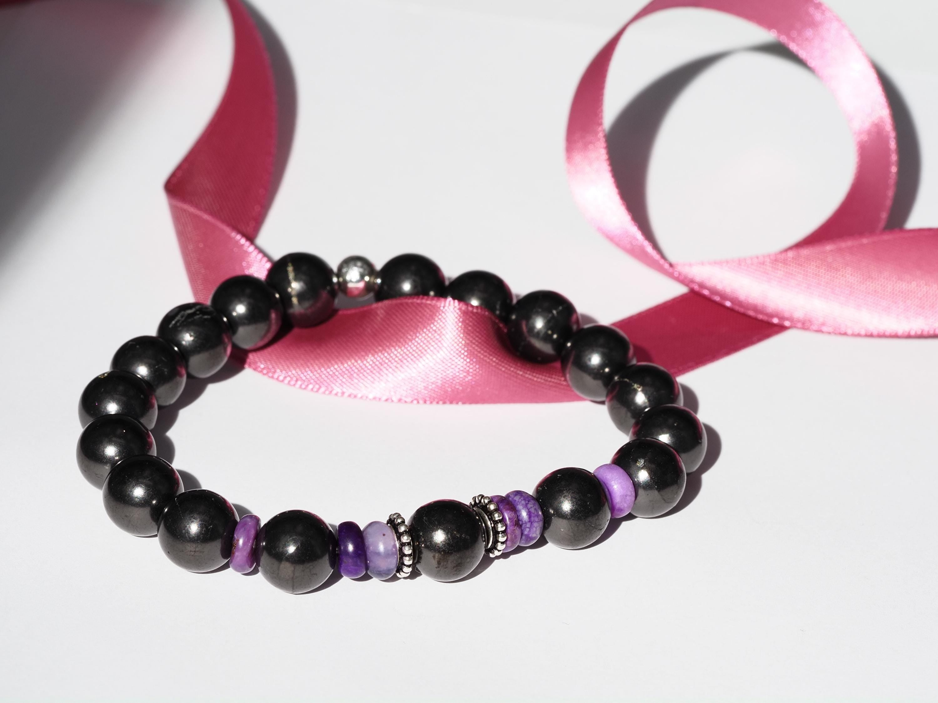 Sugilith Armband – lila Unisex Armband aus seltenem lila Edelstein