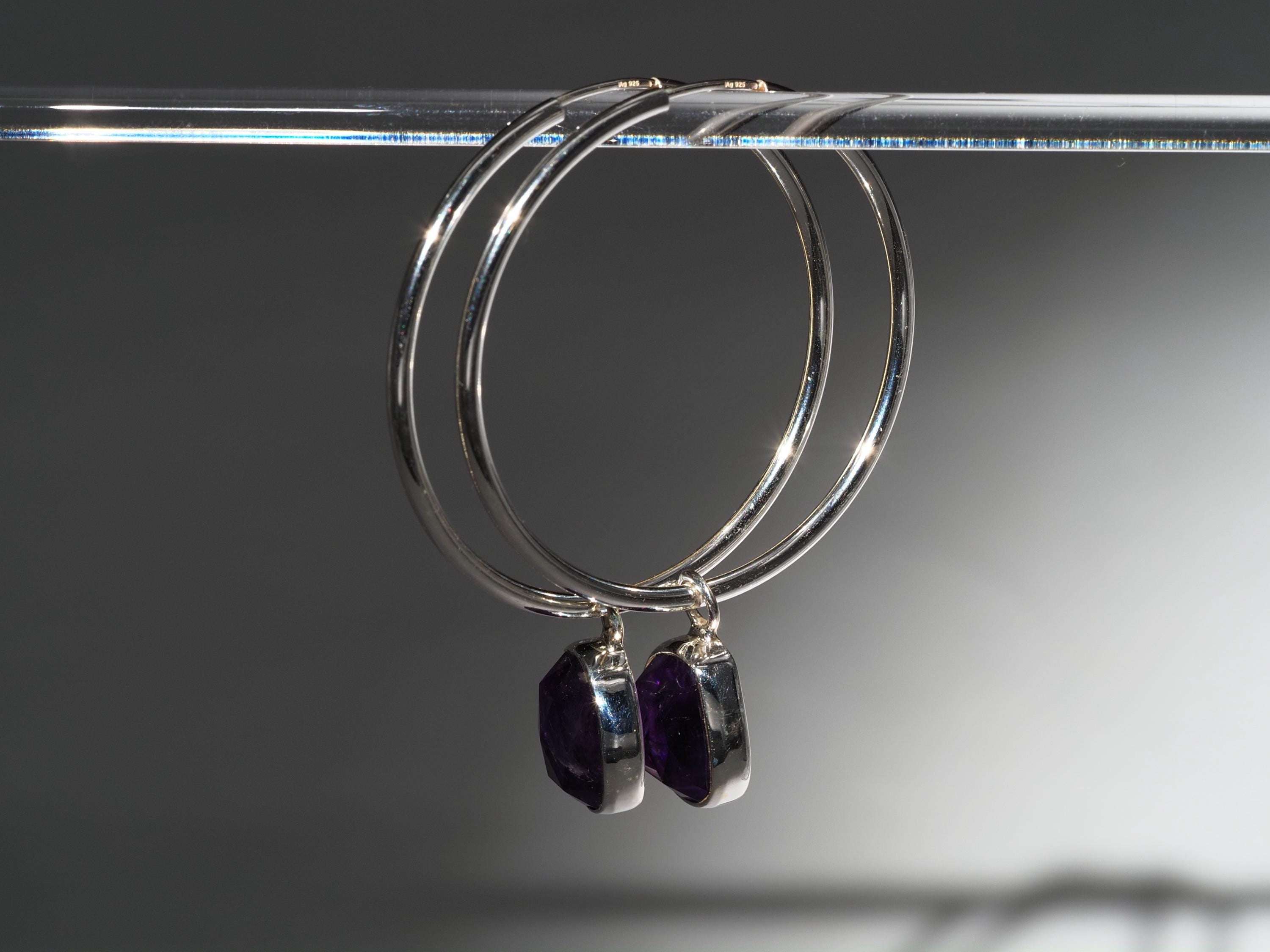 Amethyst Silber Creolen – elegante Ohrringe mit lila Edelsteinen
