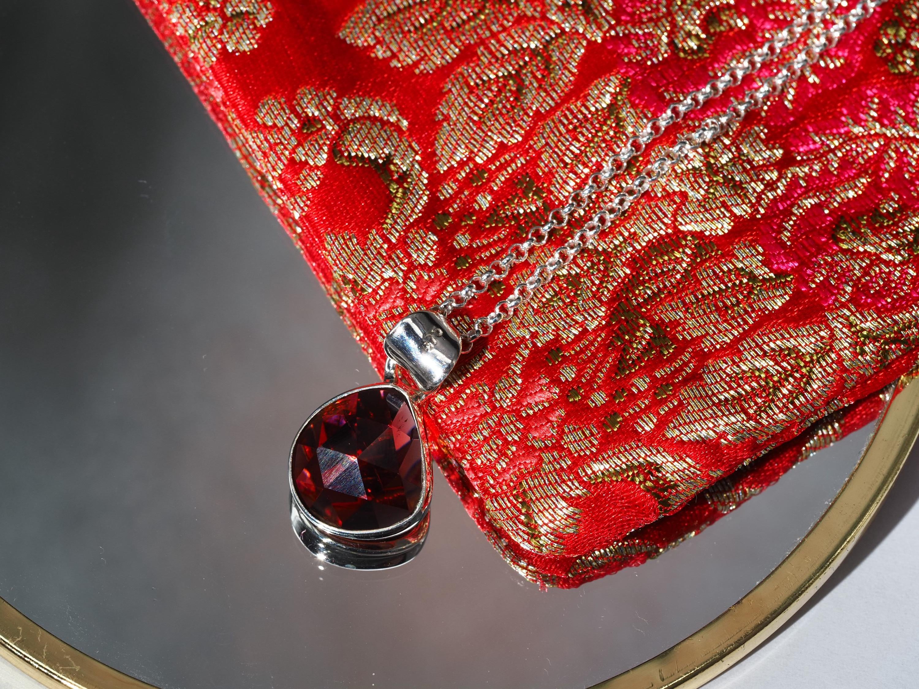 Anhänger Granat – roter Edelsteinanhänger Silber