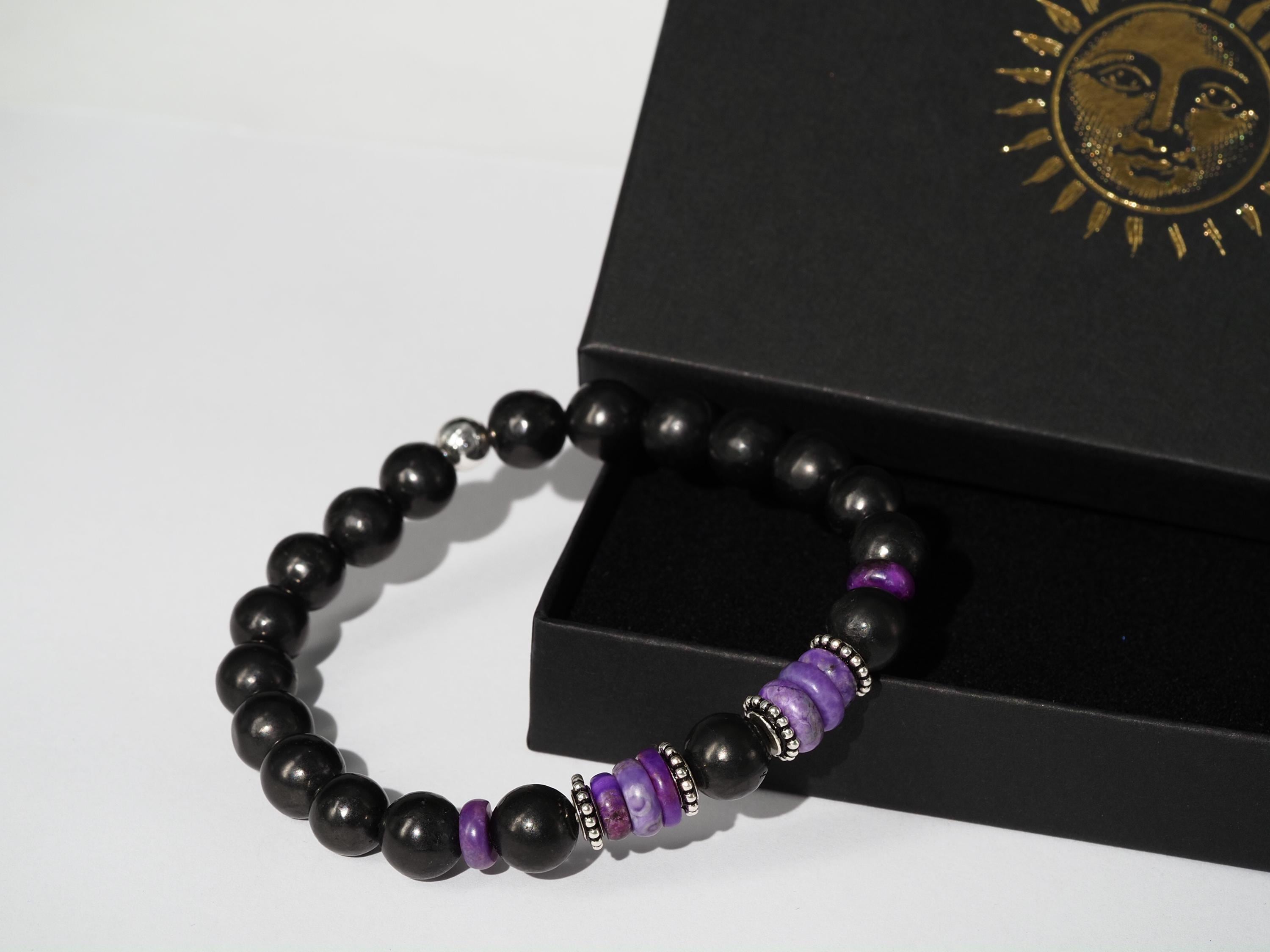 Sugilith Armband – edles Unisex-Armband aus seltenem lila Edelstein