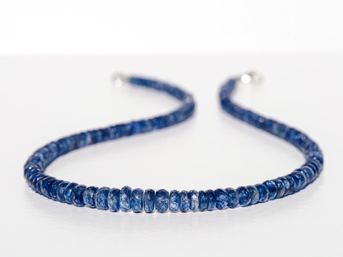 Kyanit Kette Top Qualität in fantastischem Blau facettierte Kette Handgefertigtes Unikat