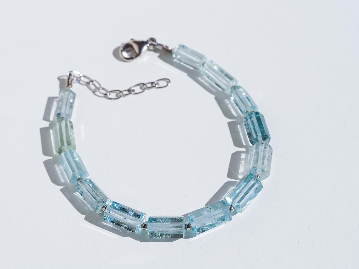 Aquamarin Armband – naturbelassene Kristallspitzen