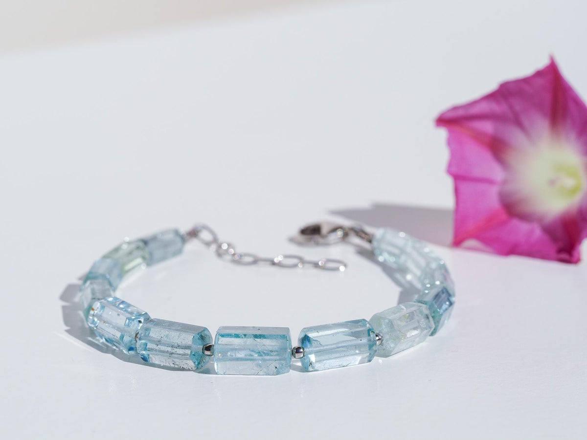 Aquamarin Armband – naturbelassene Kristallspitzen