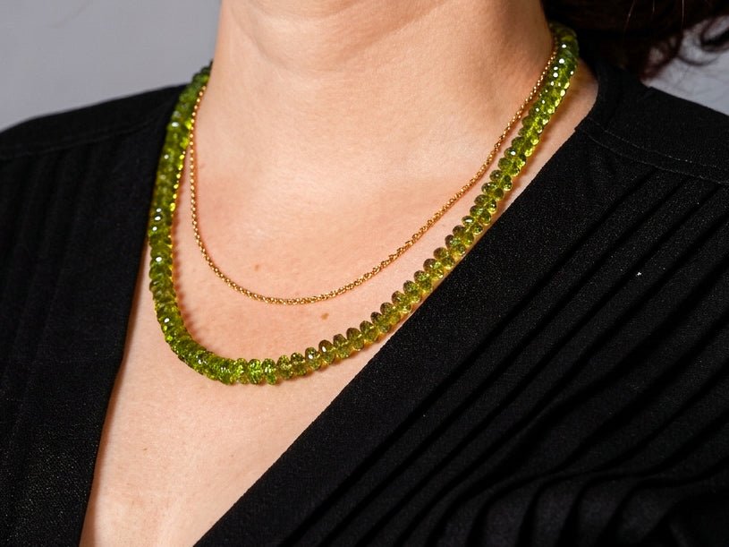 Peridot Kette in seltener Größe & Qualität