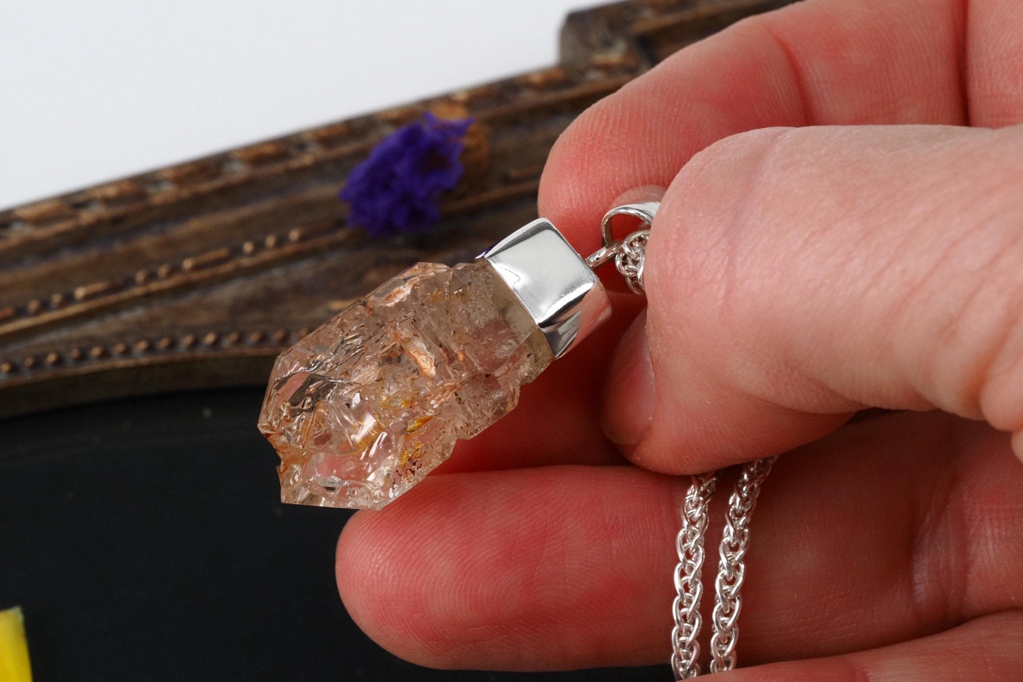 Petroleum Quarz Anhänger 36mm Lang Silber UV Kristall