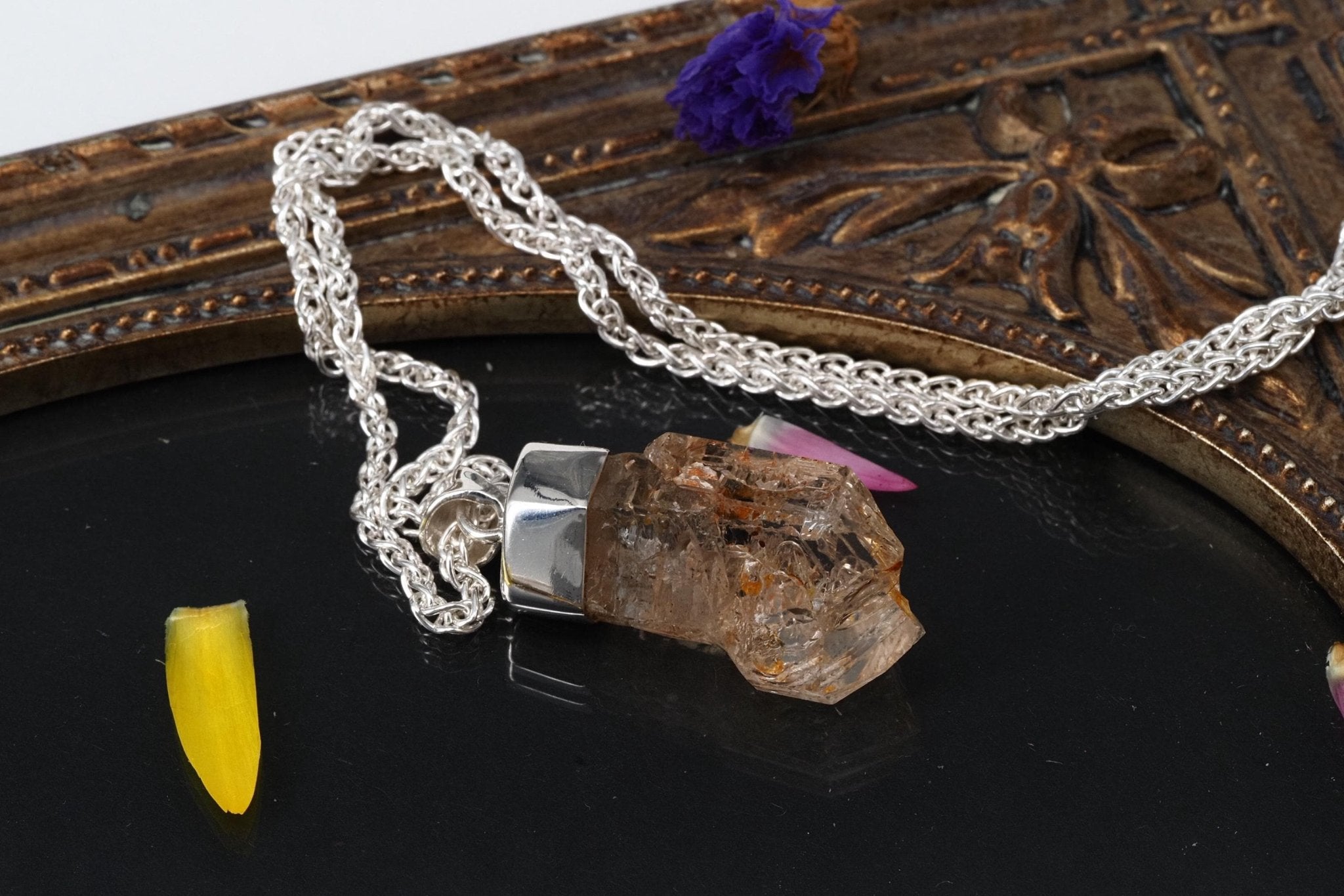 Petroleum Quarz Anhänger 36mm Lang Silber UV Kristall