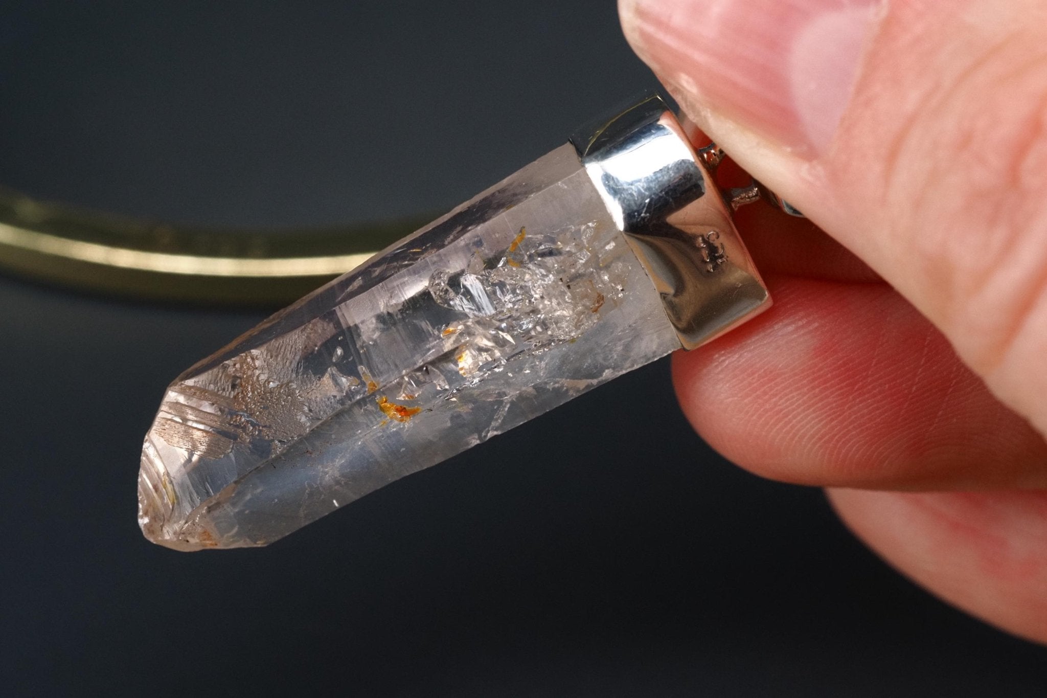 Petroleum Quarz Anhänger 46mm Lang Silber UV Kristall