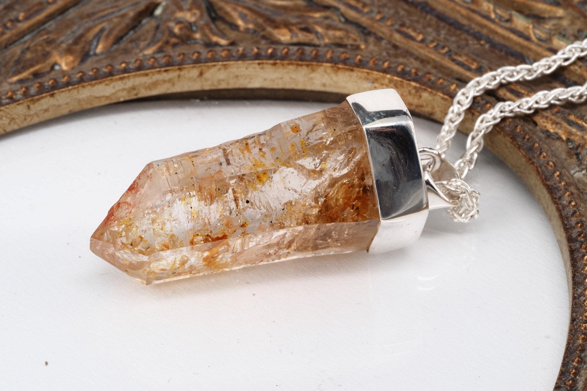 Petroleum Quarz AnhÀnger Firefly Kristall aus Madagaskar gefasst in 925 Sterling Silber