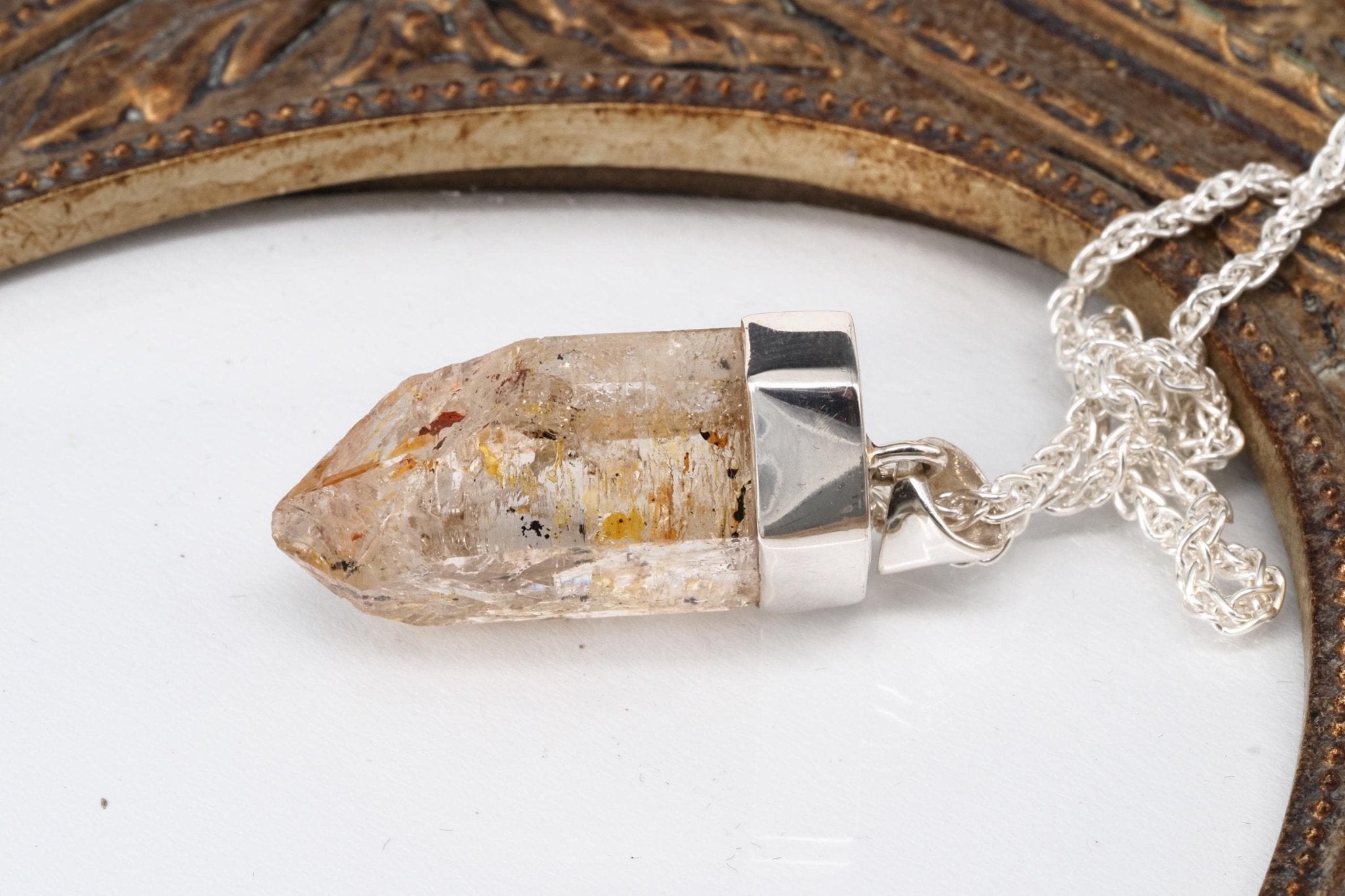 Petroleum Quarz AnhÀnger Firefly Kristall aus Madagaskar gefasst in 925 Sterling Silber UV Kristall