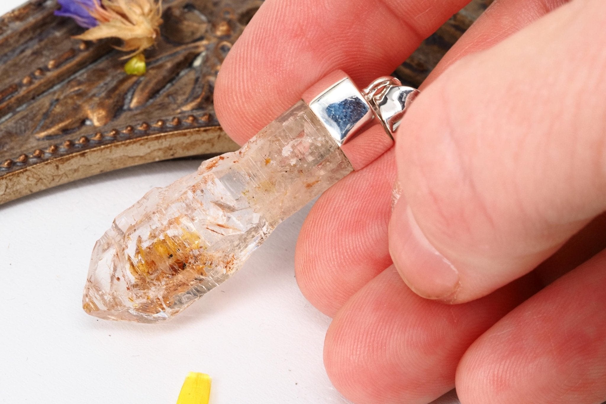 Petroleum Quarz AnhÀnger Firefly Kristall aus Madagaskar gefasst in 925 Sterling Silber UV Kristall Zepter