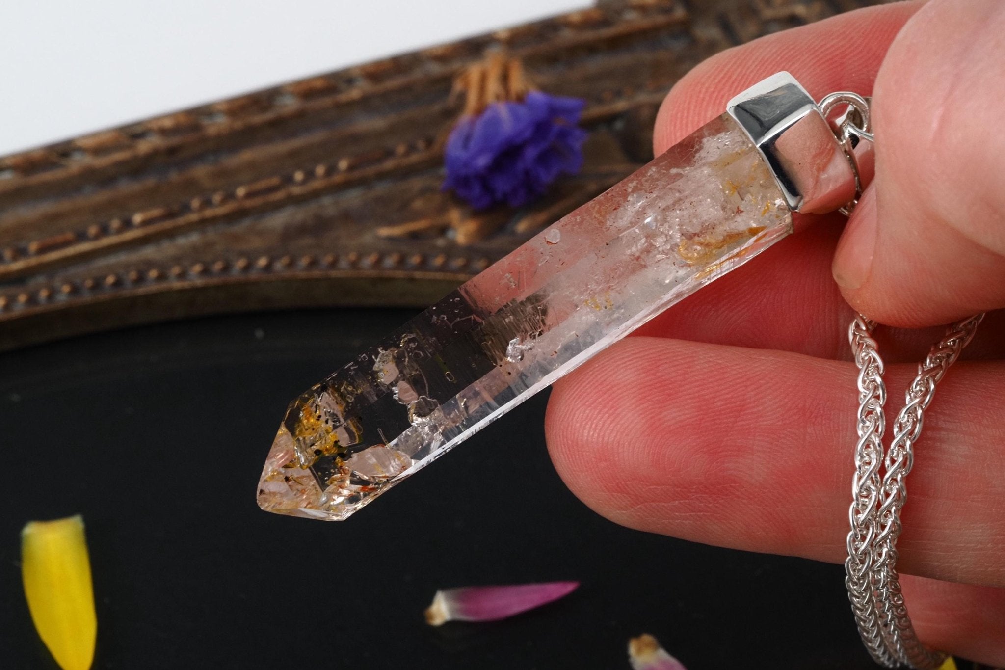 Petroleum Quarz Anhänger Firefly Silber UV Kristall